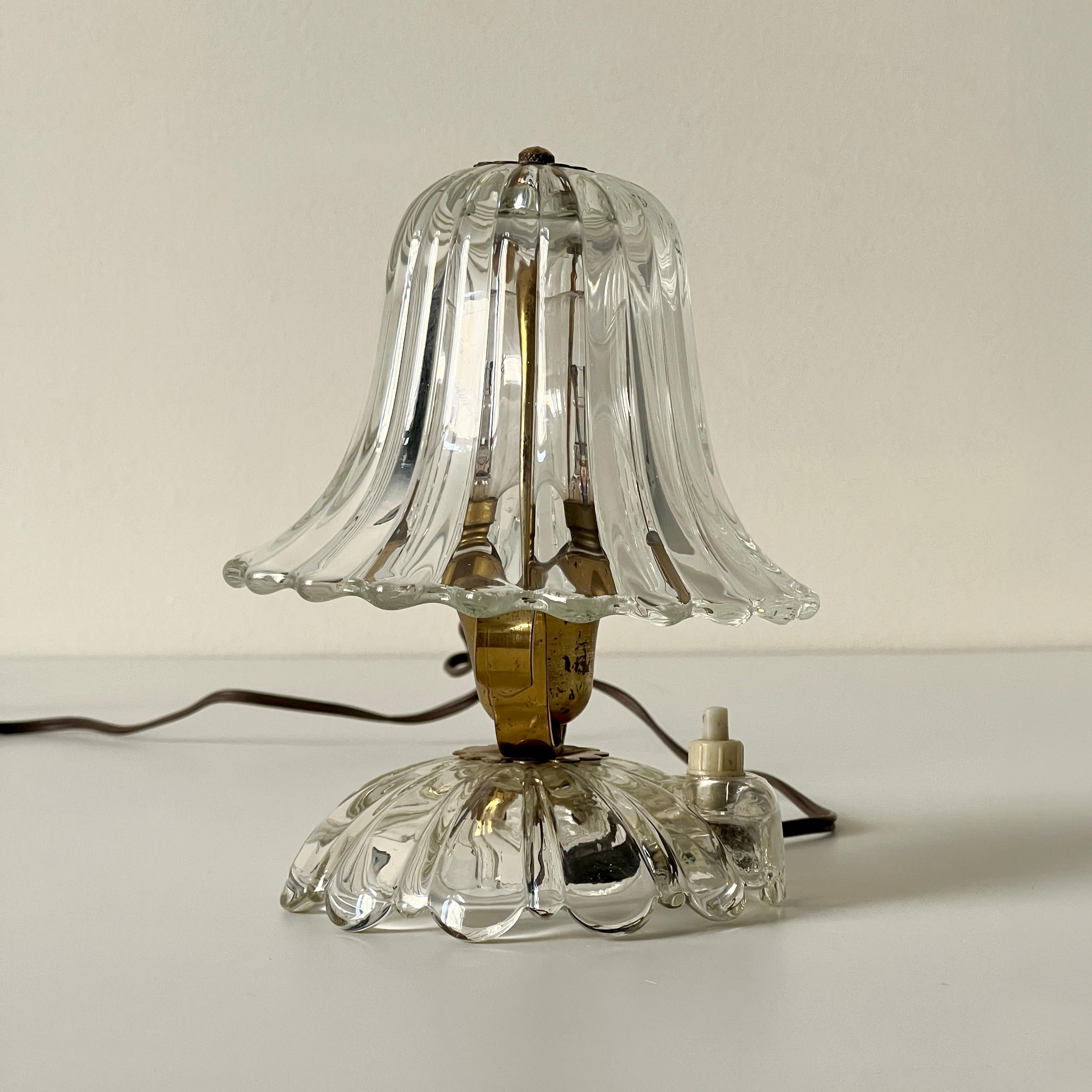 Pair of Ercole Barovier Murano glass and brass table lamps, Italy 1940s In Good Condition In Milano, IT