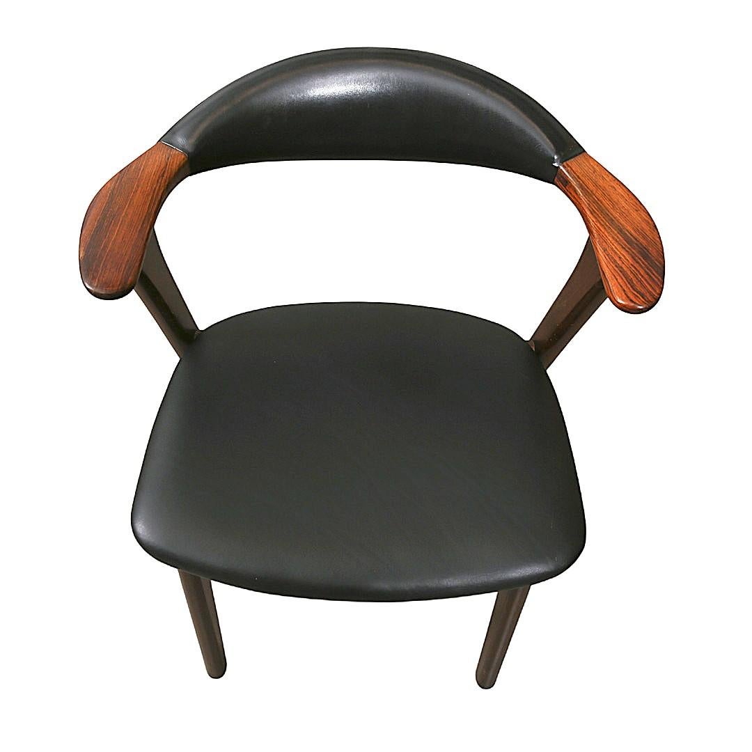 Pair of Erik Kirkegaard Model 48A Chairs for Høng Stolefabrik In Good Condition For Sale In PARIS, FR