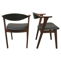 Chaises en bois