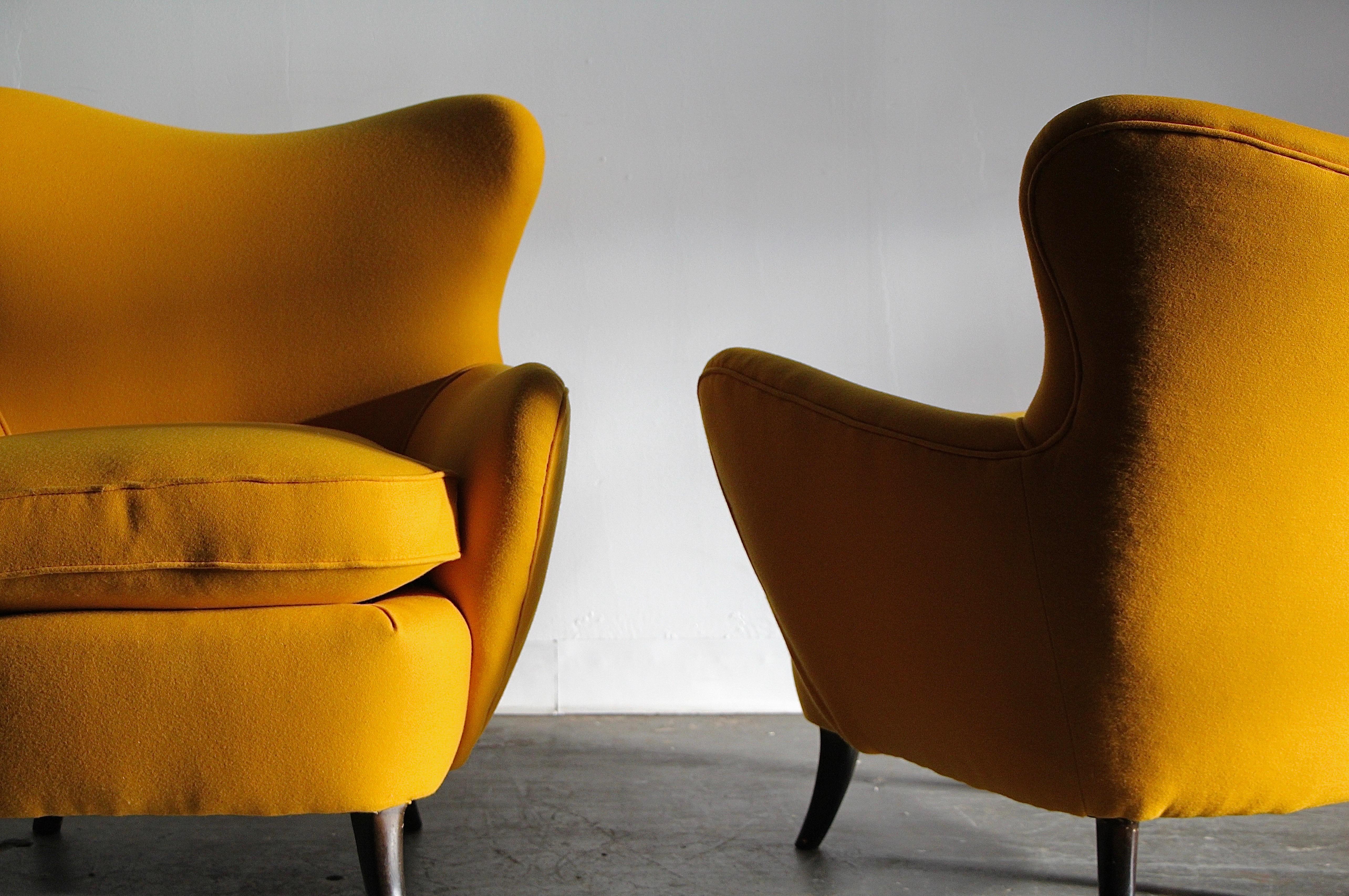 American Pair of Ernst Schwadron Sculptural Wool Lounge Chairs, 1940s