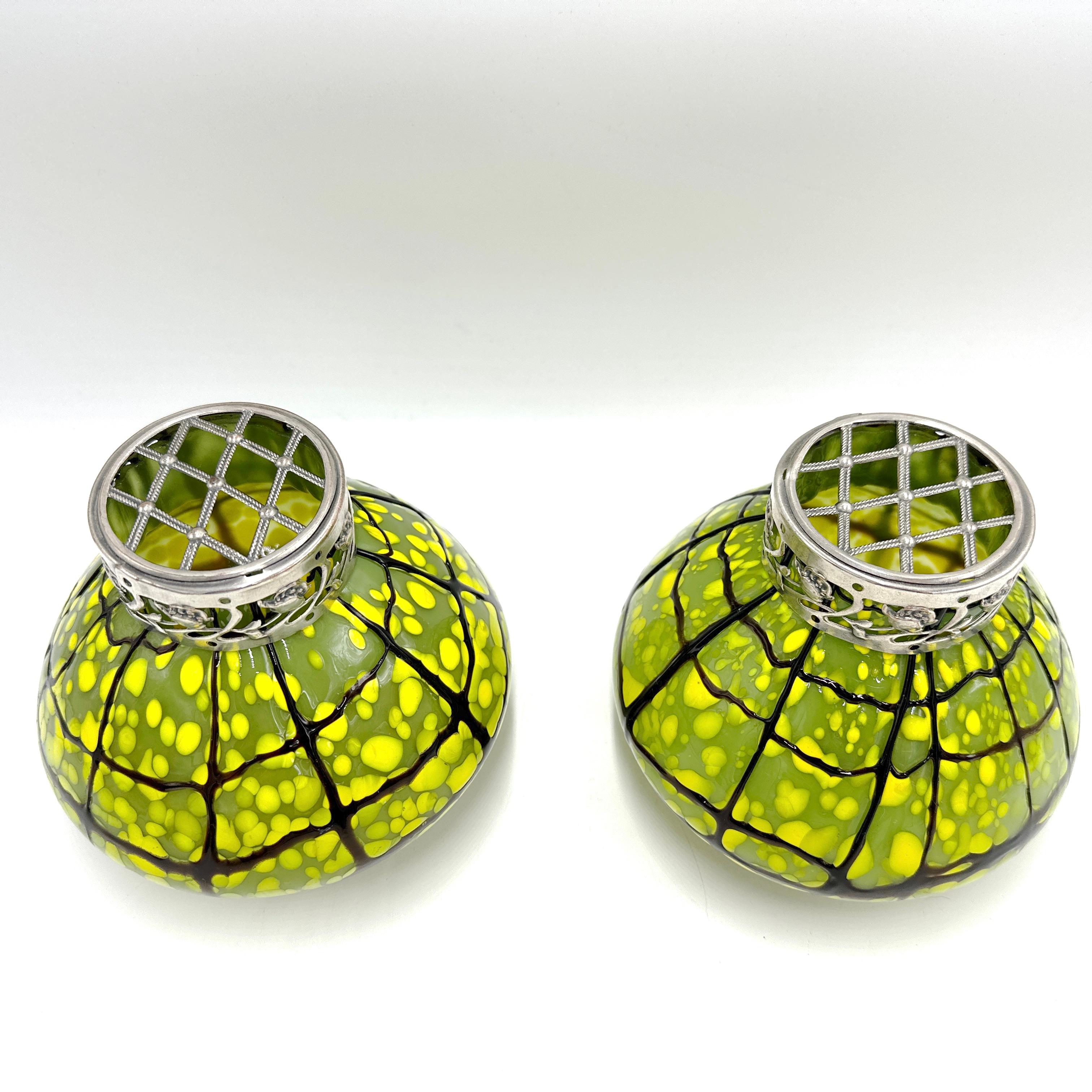 Pair of Ernst Steinwald and Co. Kralik Bohemian Green and Yellow Flower Frog Vas For Sale 5