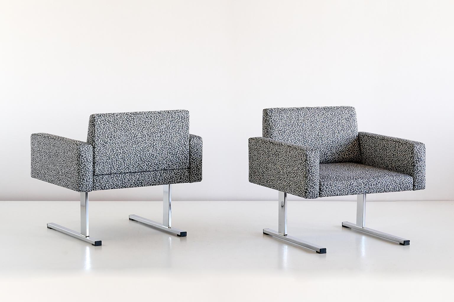 Pair of Esko Pajamies Lounge Chairs in Raf Simons Fabric, Merva Finland, 1960s For Sale 2
