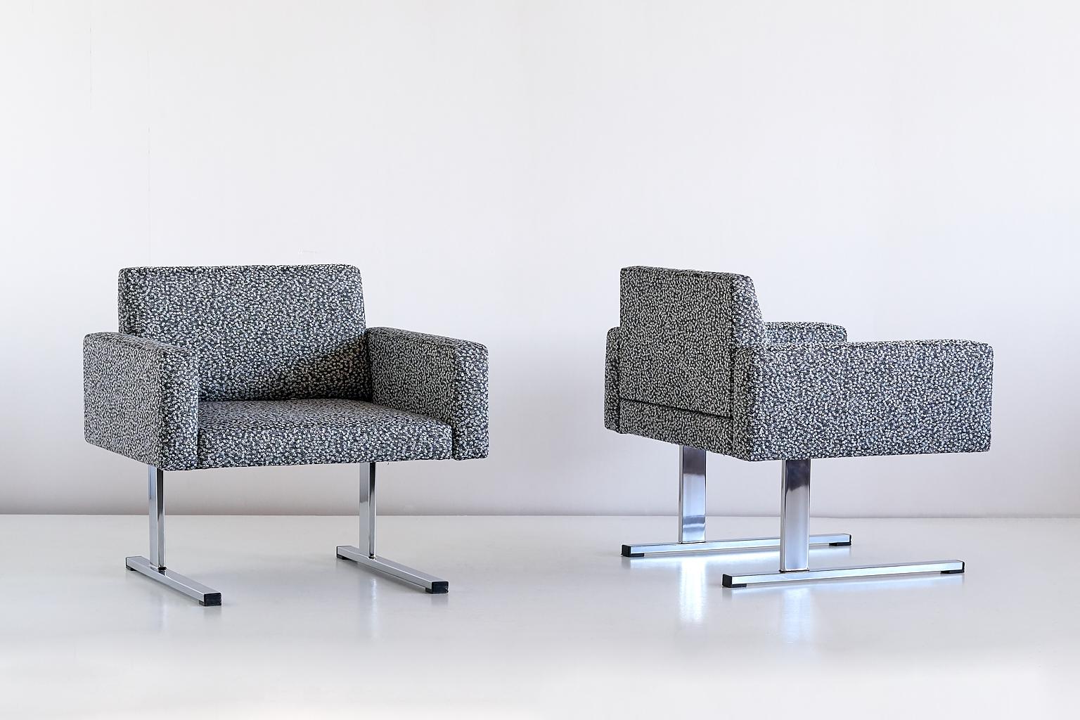 Pair of Esko Pajamies Lounge Chairs in Raf Simons Fabric, Merva Finland, 1960s For Sale 3
