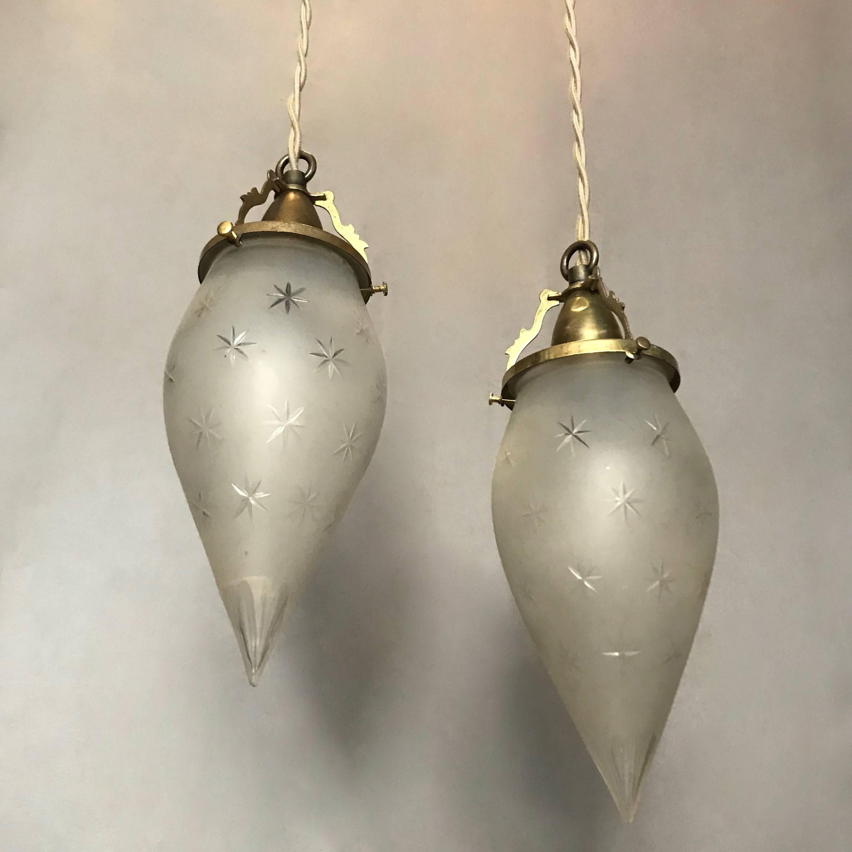 Pair of Etched Frosted Glass Teardrop Pendant Lights In Excellent Condition In Brooklyn, NY