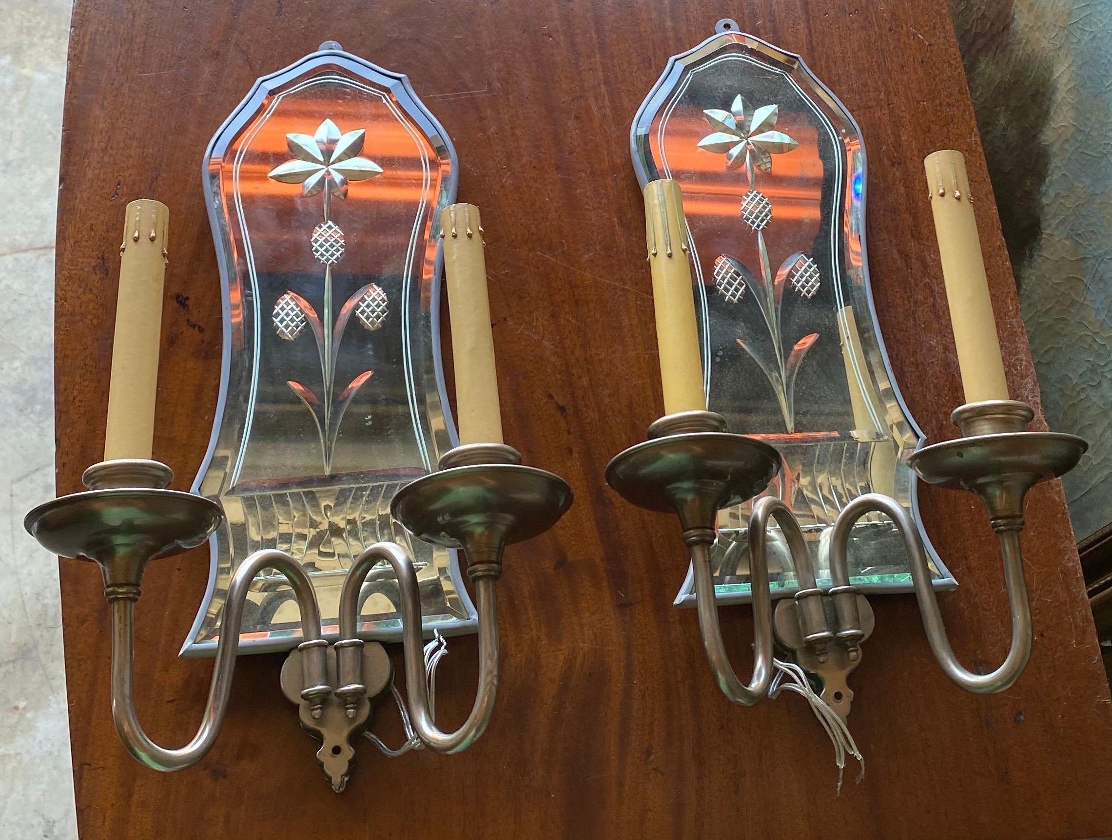 Great pair of etched mirror sconces. Probably American made in the mid-20th century.