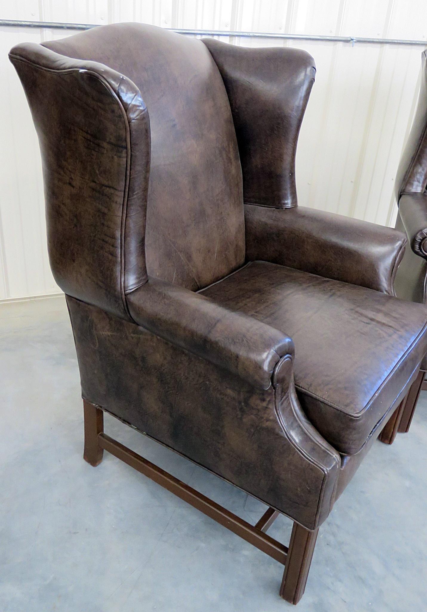 Pair of Ethan Allen Leather Wingback Chairs In Good Condition In Swedesboro, NJ