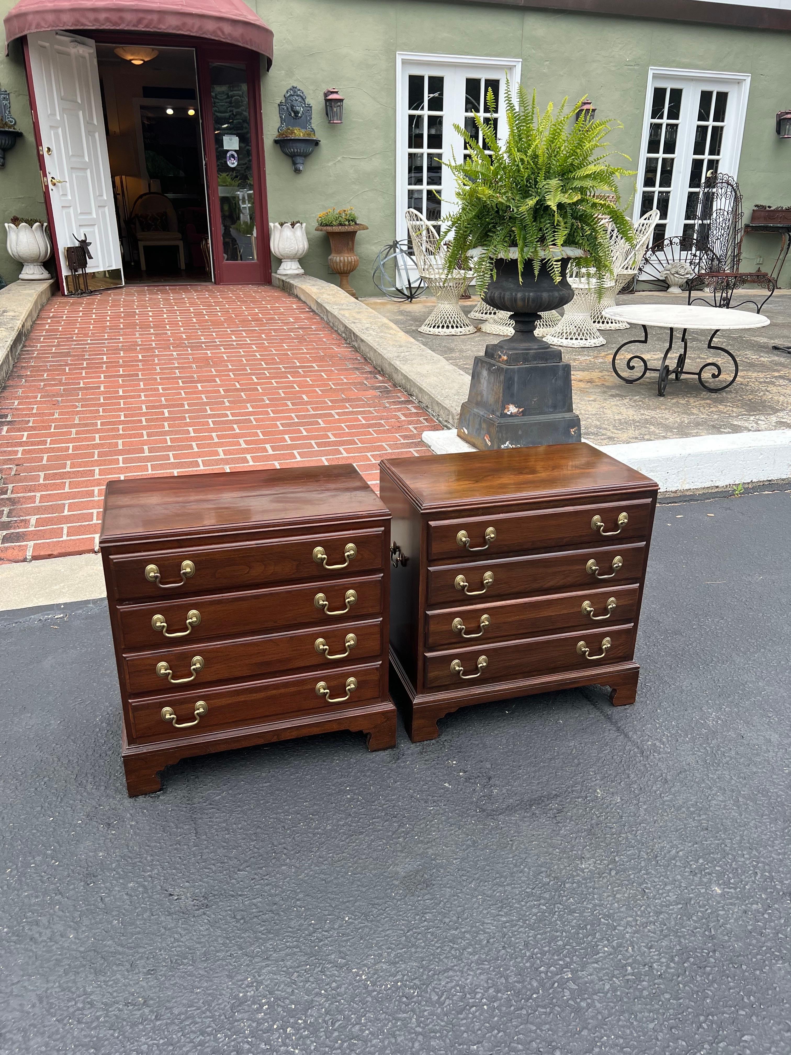 Pair of Ethan Allen Nightstands or End Tables  3