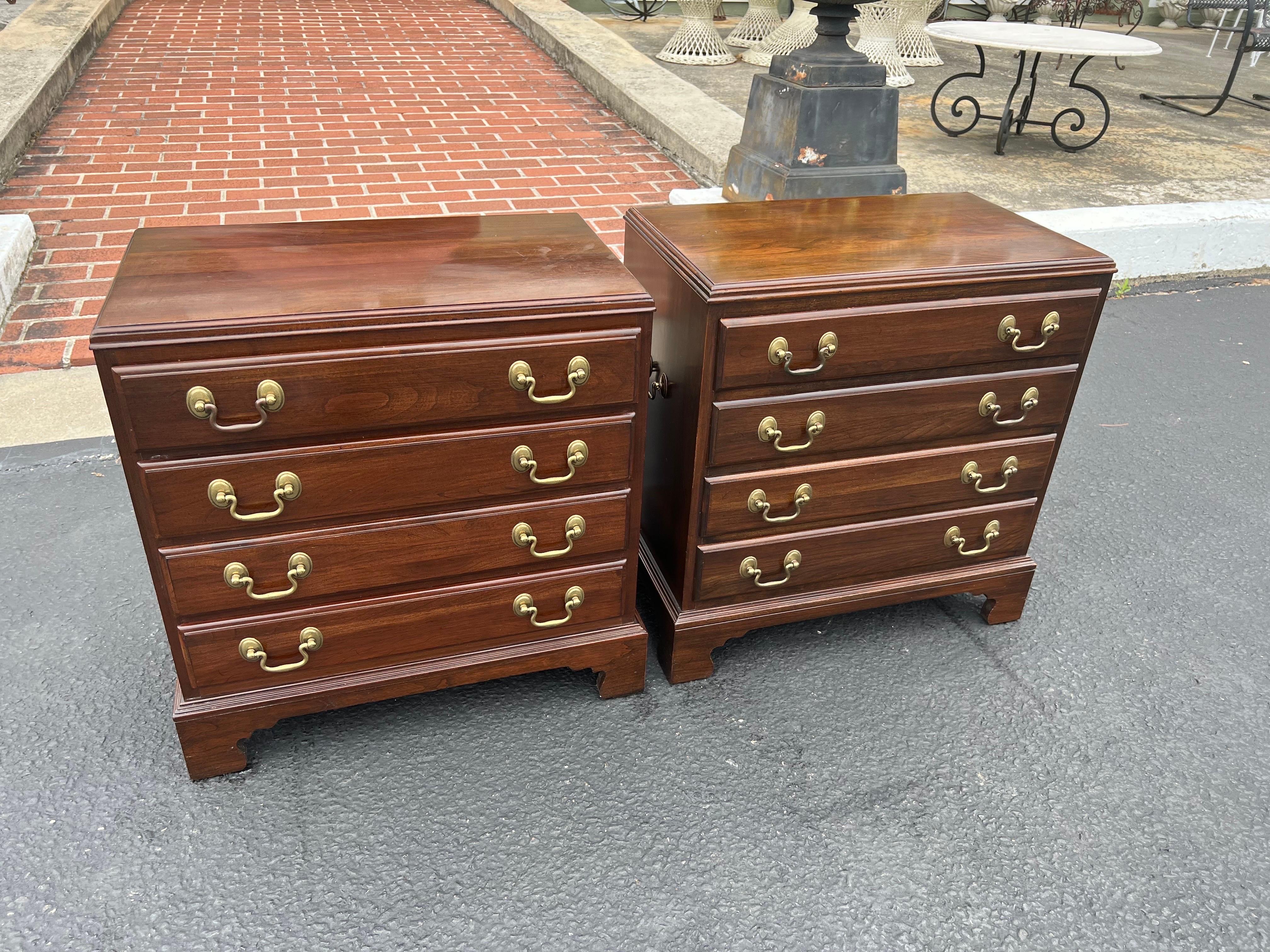 Late 20th Century Pair of Ethan Allen Nightstands or End Tables 