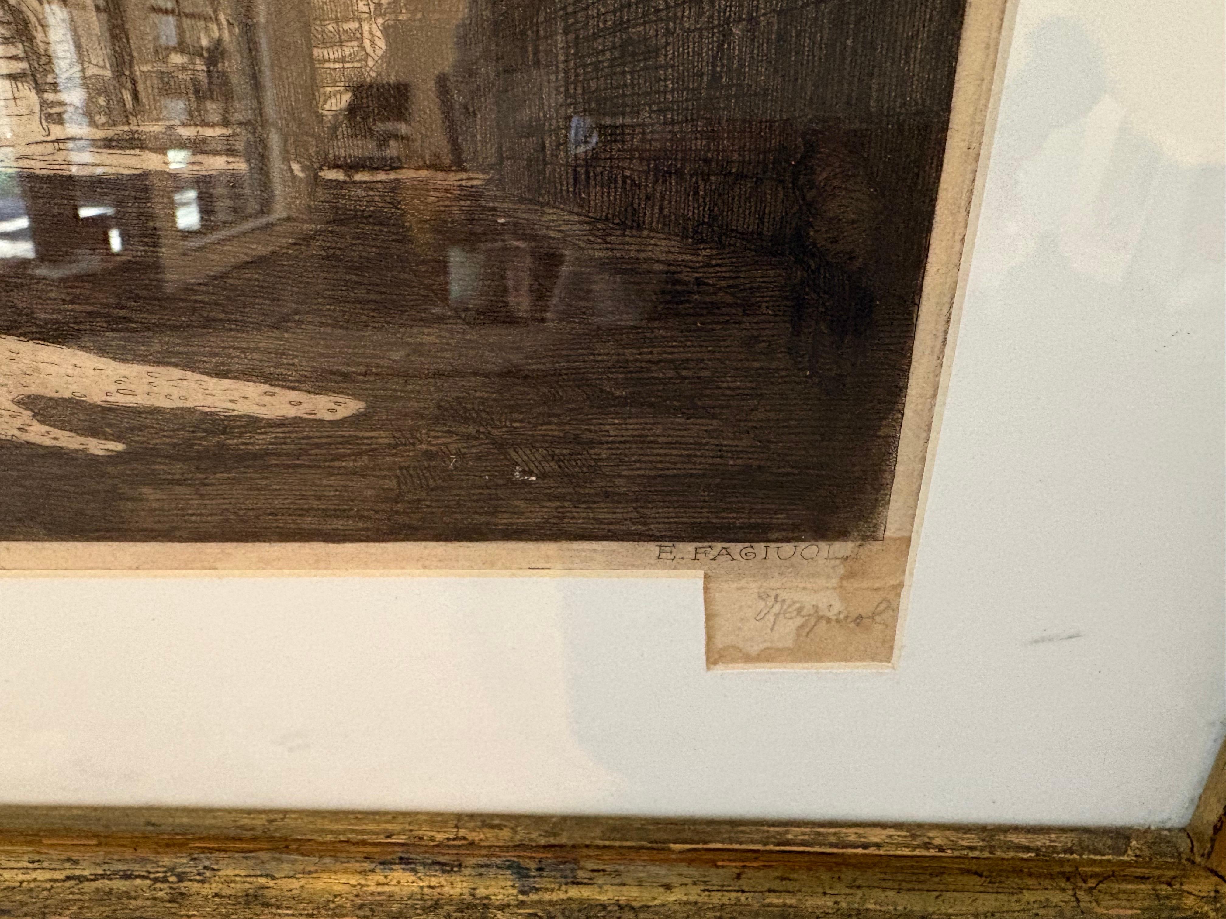 Pair of Ettore Fagiuoli framed signed etchings of Venice and Verona In Good Condition For Sale In Atlanta, GA