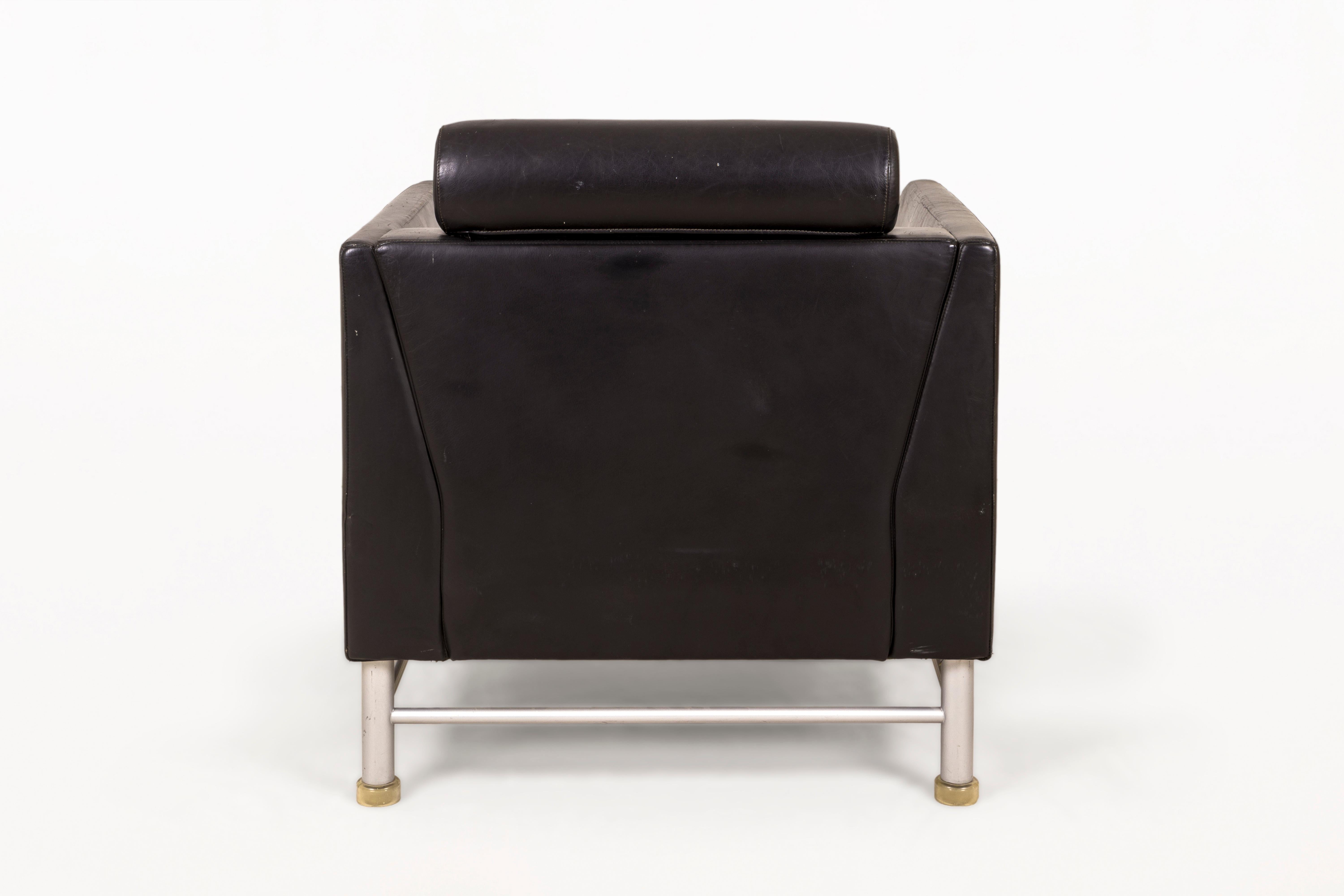 Italian Pair of Ettore Sottsass East Side Armchair for Knoll, circa 1980, Italy For Sale