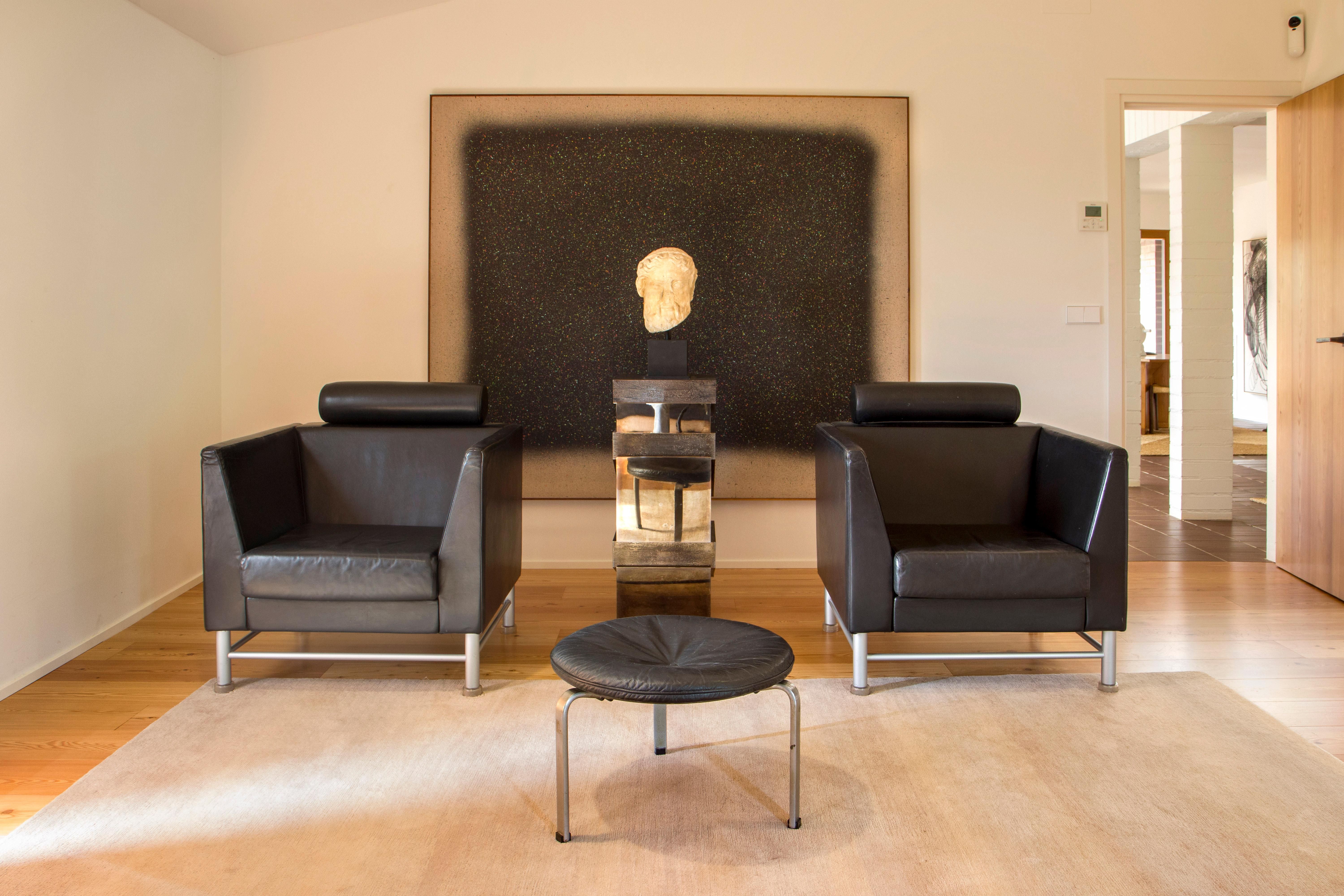 Pair of Ettore Sottsass East Side Armchair for Knoll, circa 1980, Italy For Sale 1