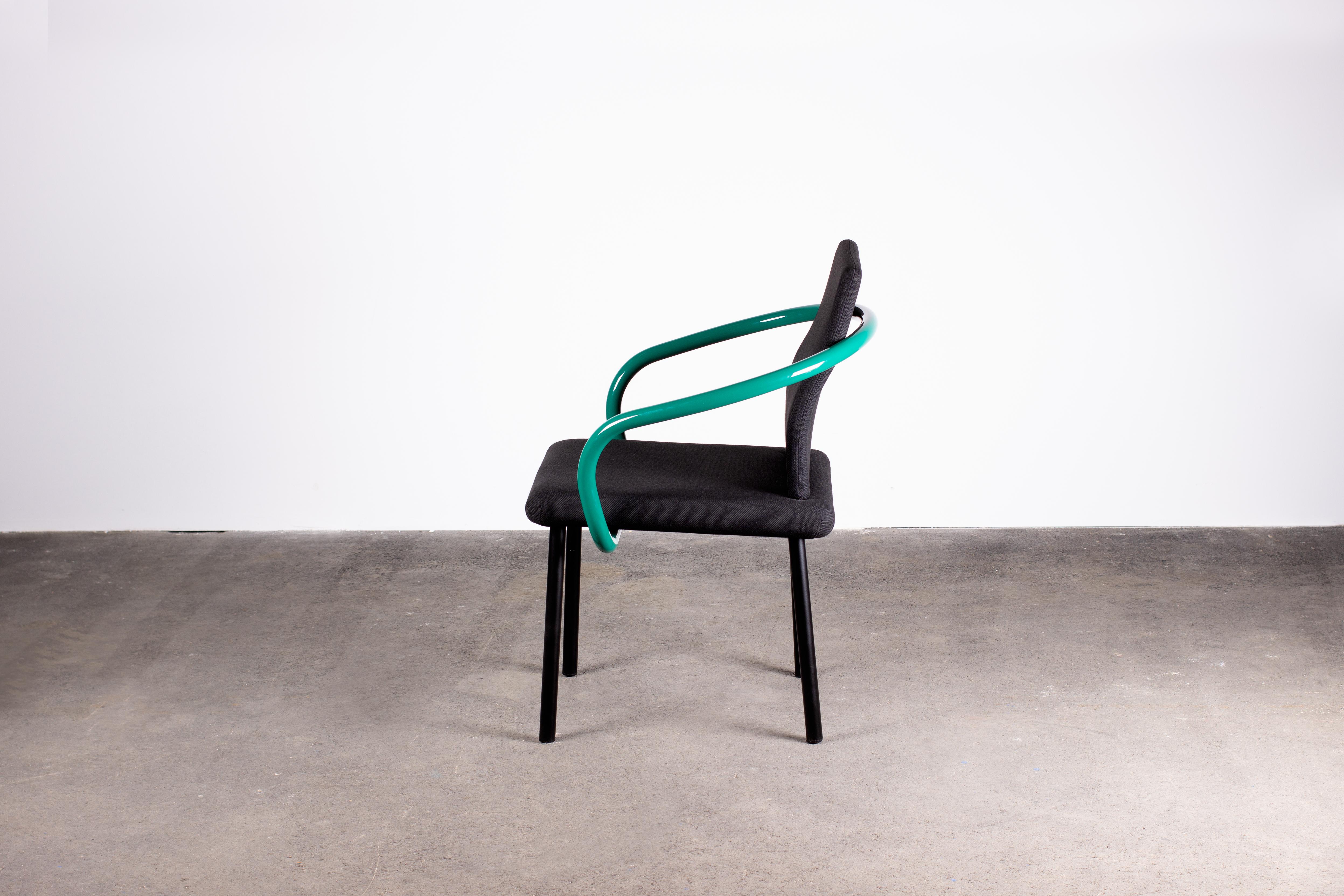 Pair of Ettore Sottsass Mandarin Chairs for Knoll in Green & Black In Good Condition In Grand Cayman, KY