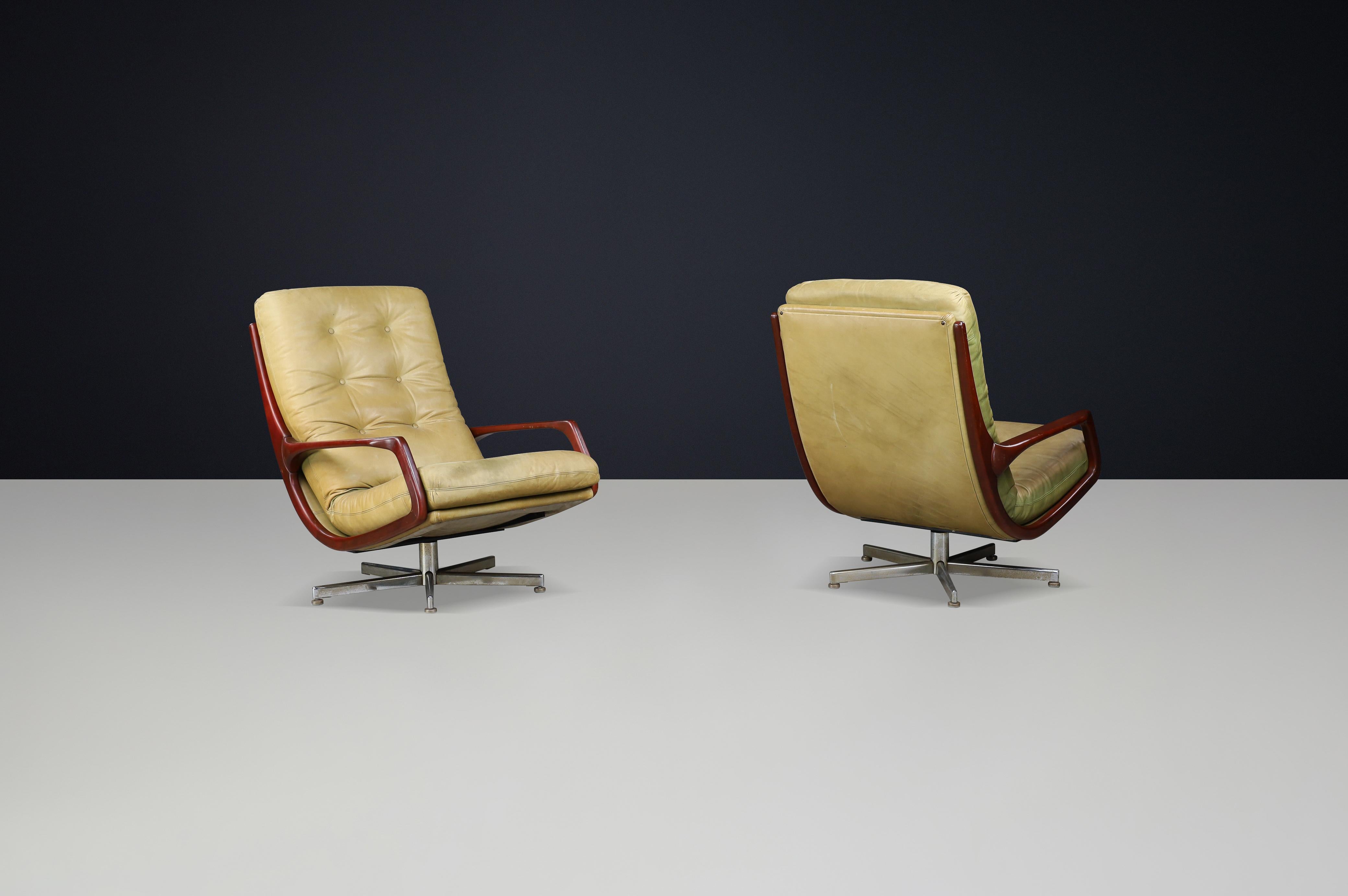 Pair of Eugen Schmidt Swivel Lounge Chairs for Soloform, Germany, 1960 For Sale 5