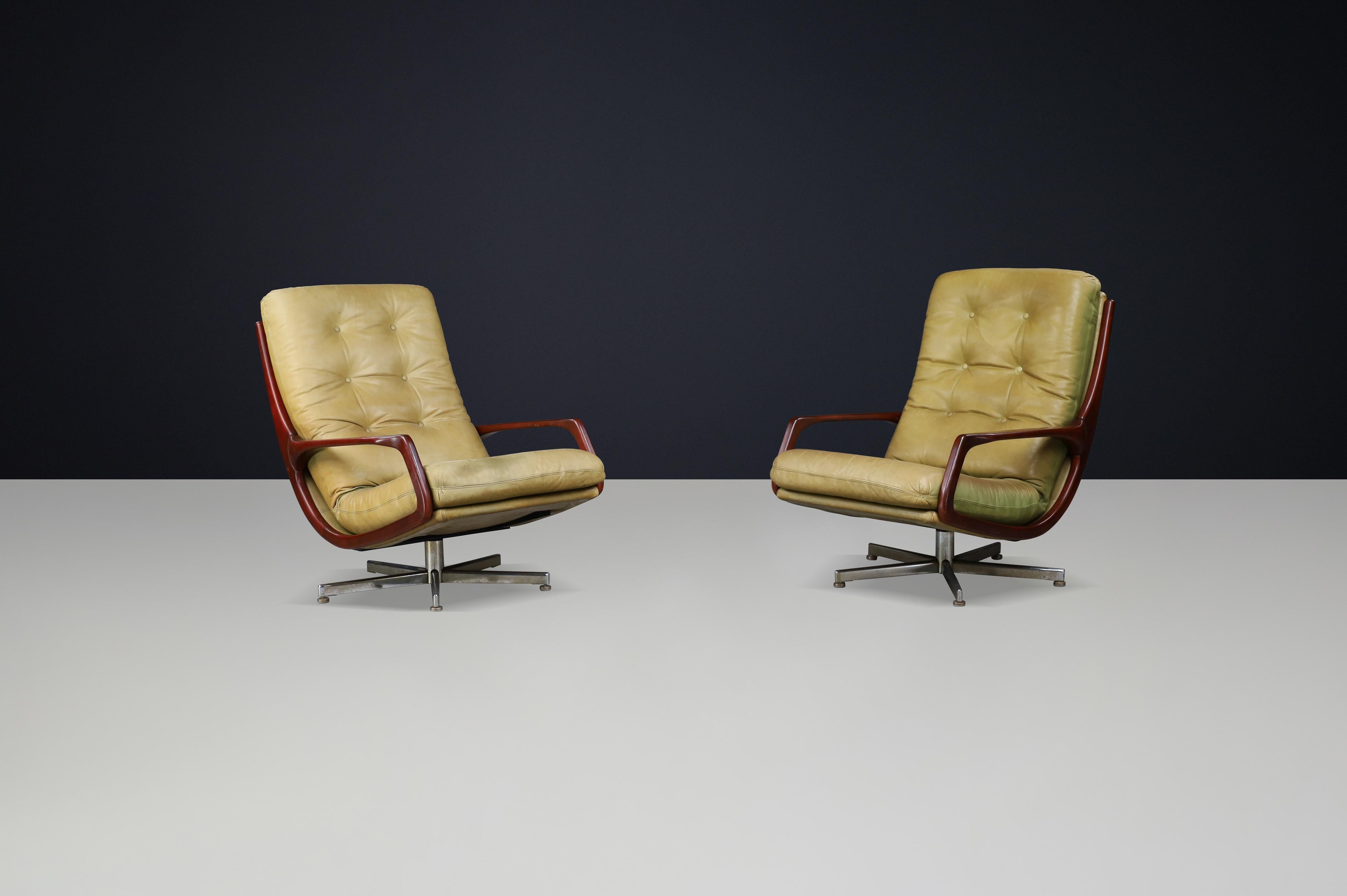 Pair of Eugen Schmidt Swivel Lounge Chairs for Soloform, Germany, 1960 For Sale 7