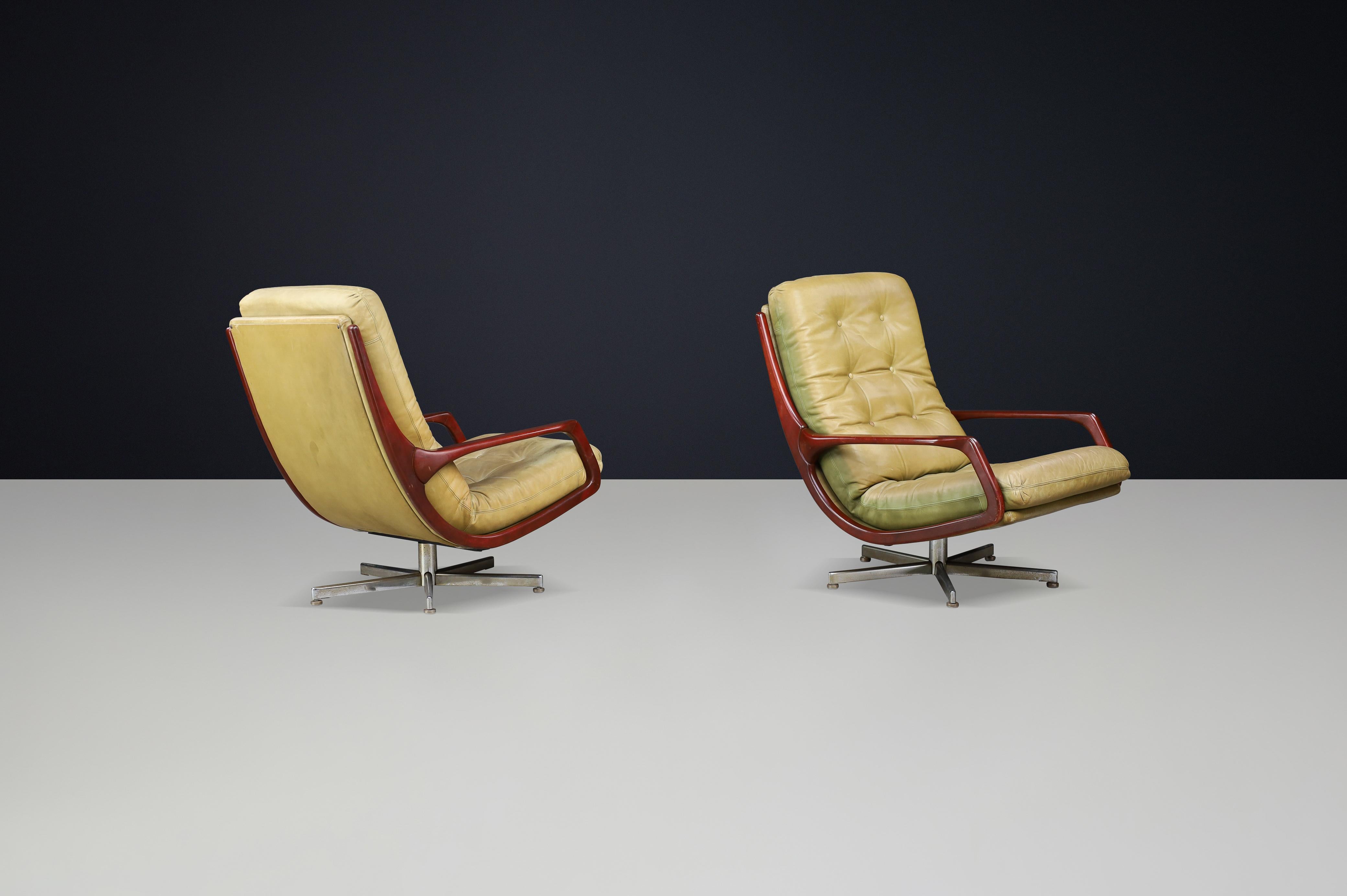 Pair of Eugen Schmidt Swivel Lounge Chairs for Soloform, Germany, 1960 For Sale 2