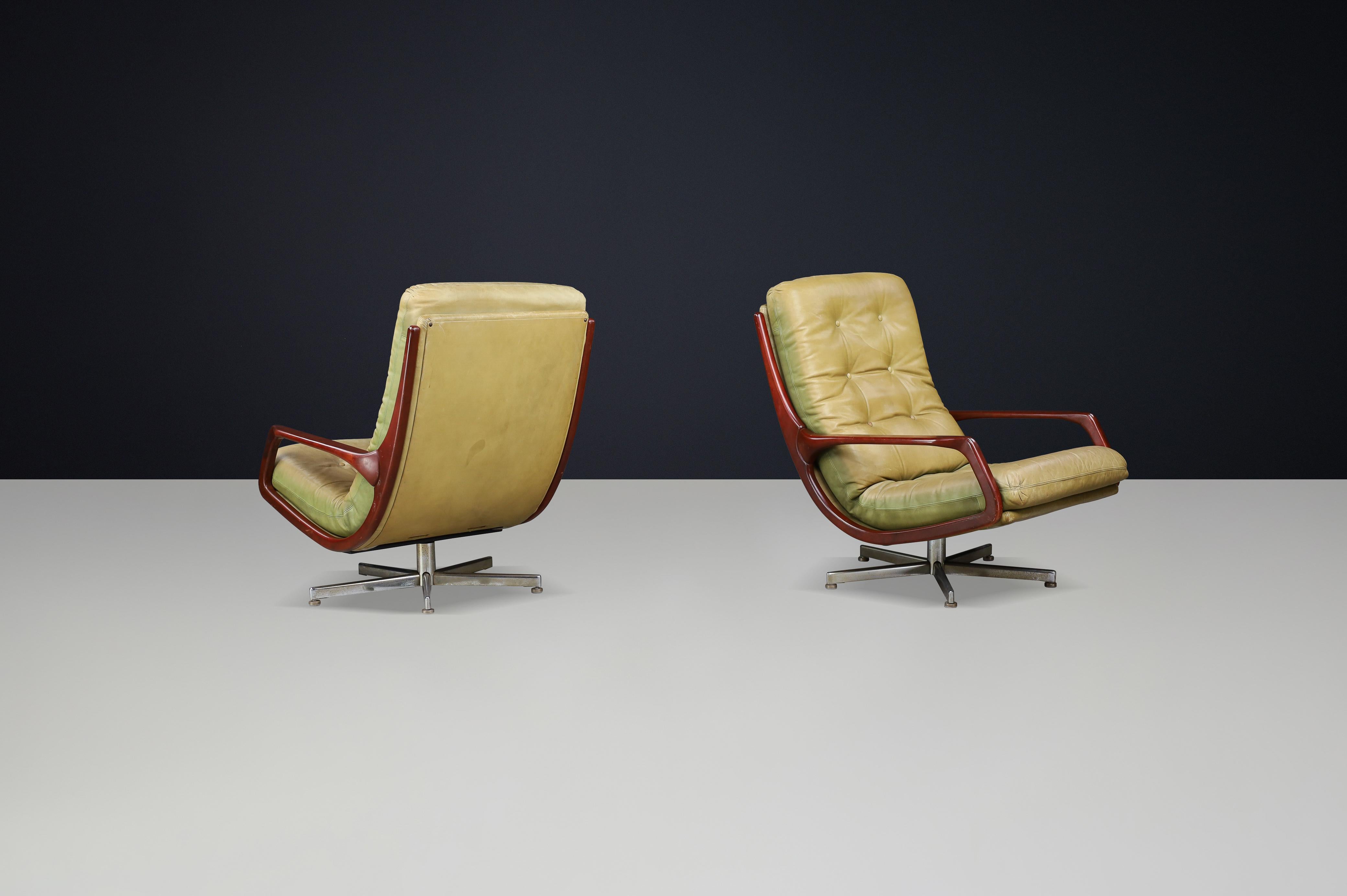 Pair of Eugen Schmidt Swivel Lounge Chairs for Soloform, Germany, 1960 For Sale 3
