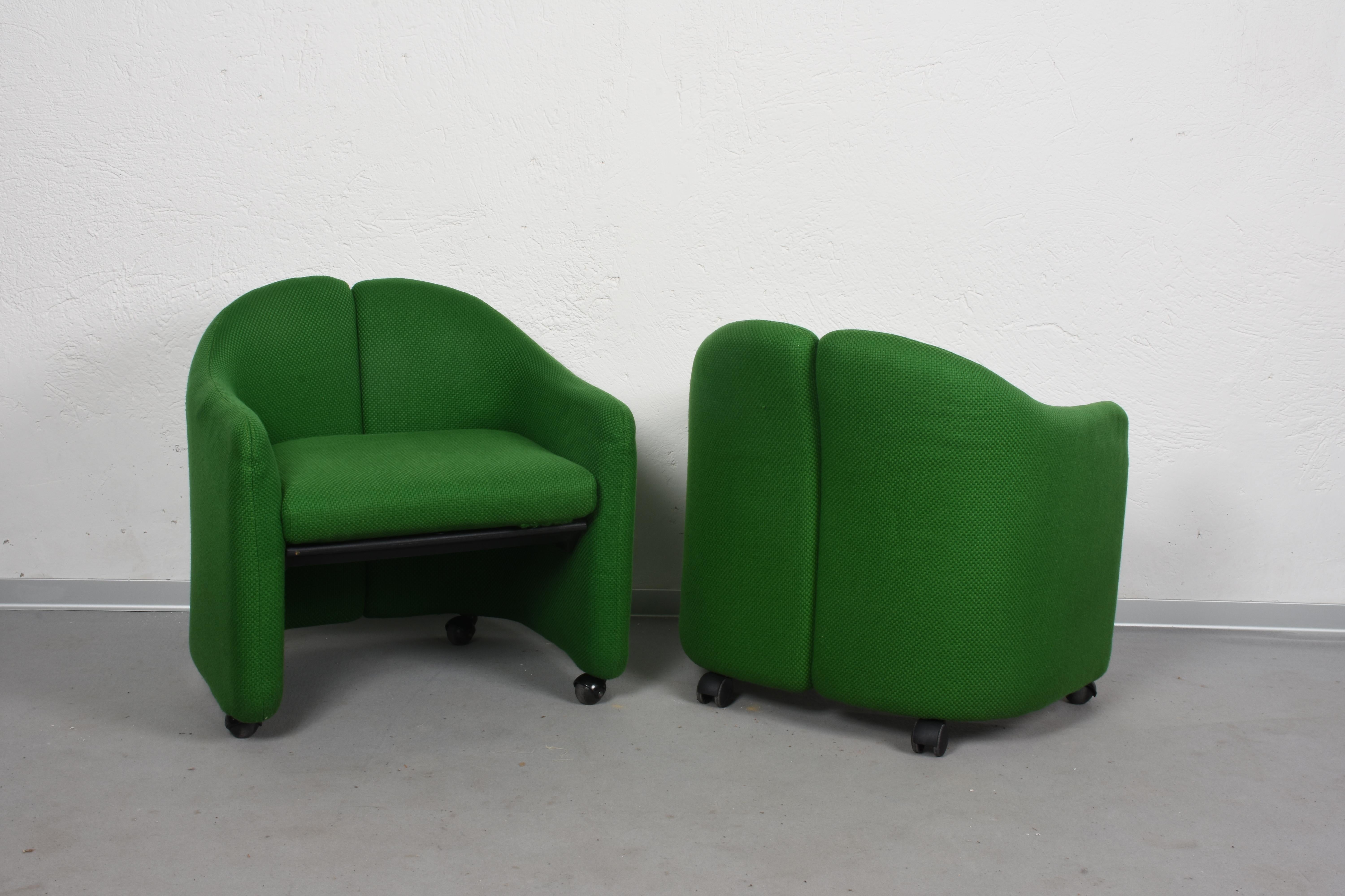 Metal Pair of Eugenio Gerli Midcentury Green Fabric Italian Armchairs, Tecno 1960s