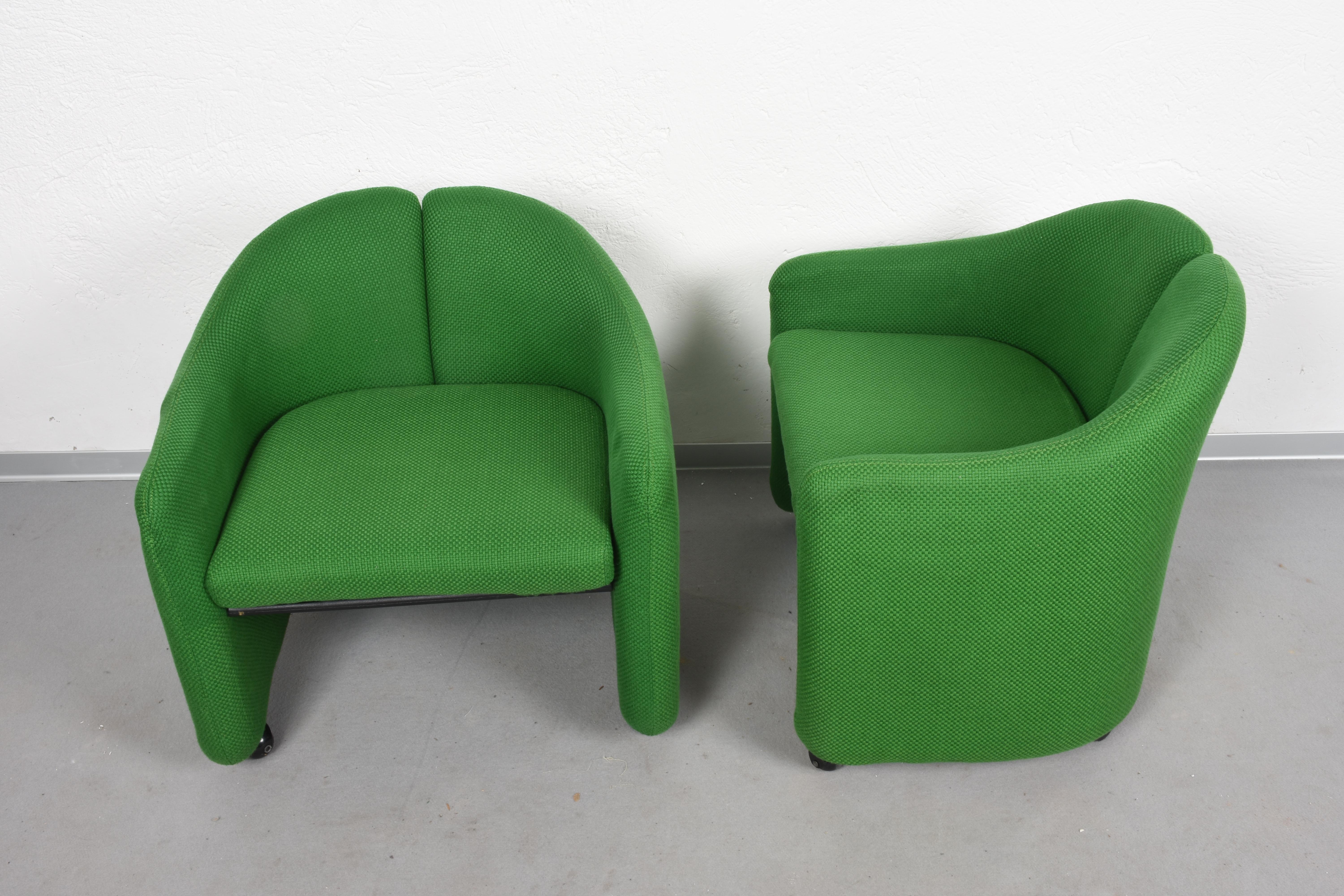 Pair of Eugenio Gerli Midcentury Green Fabric Italian Armchairs, Tecno 1960s 3