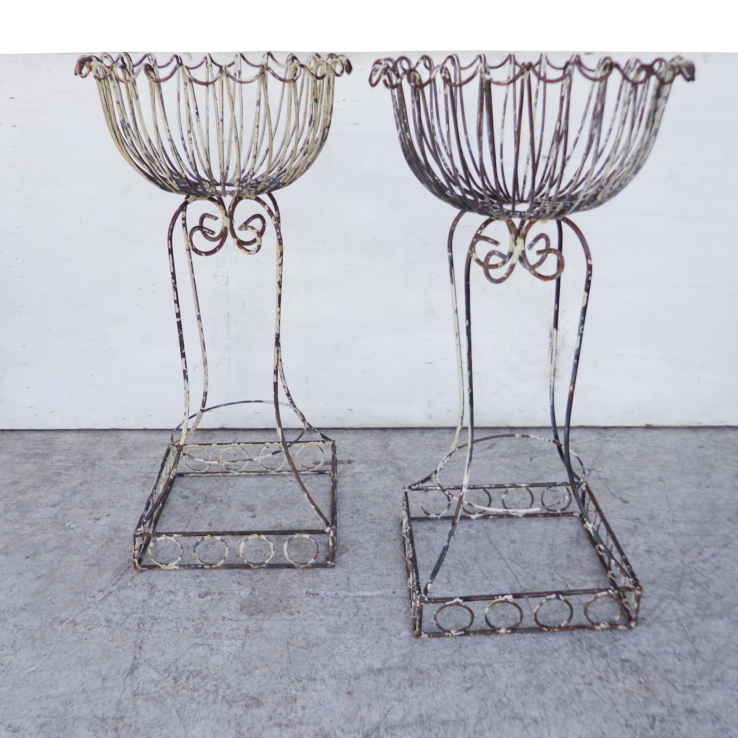 Early 20th Century Pair of European Antique Wire Planters