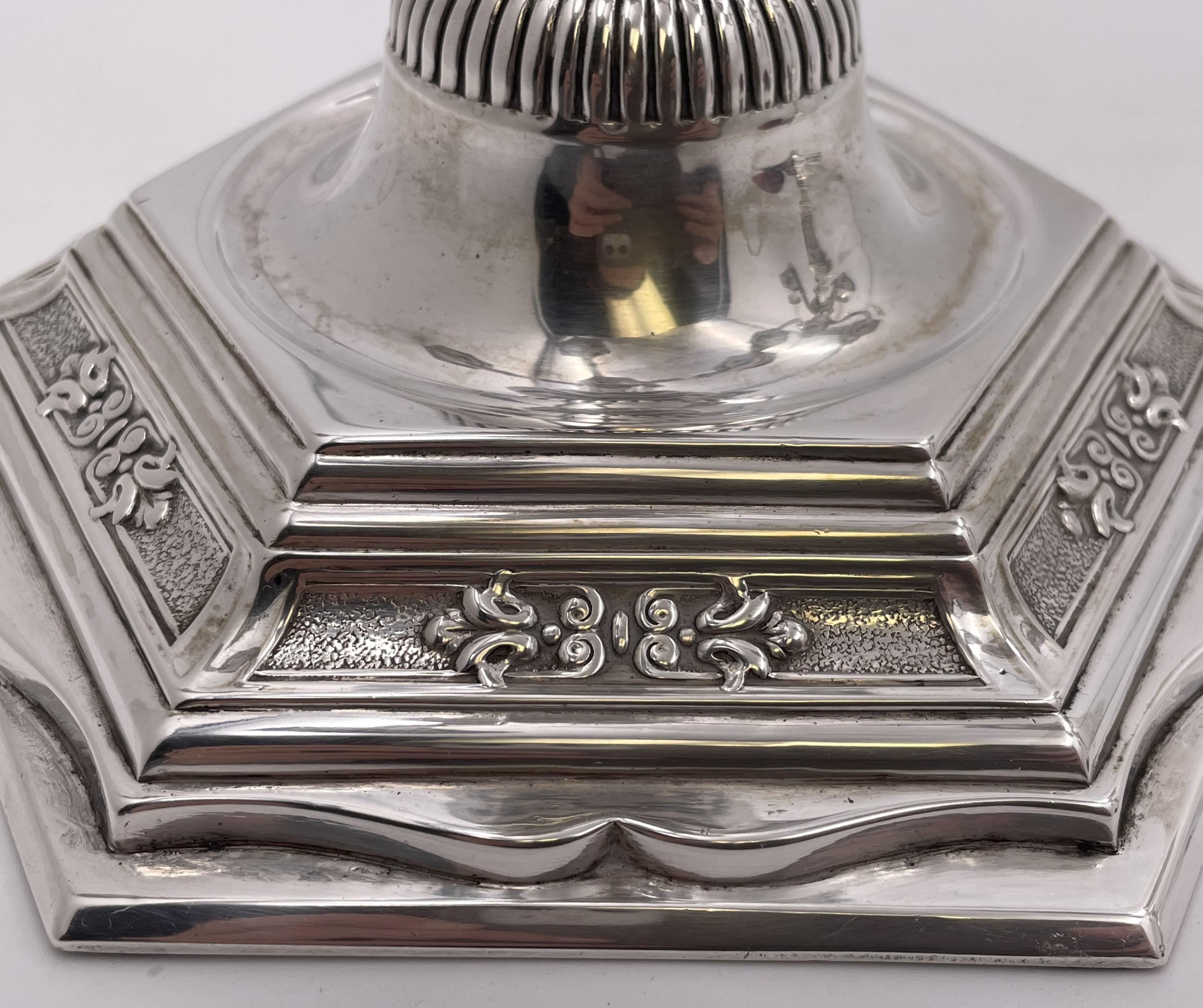 Coppia di candelabri europei continentali a 5 luci Fine XIX/inizio XX secolo. in vendita 5