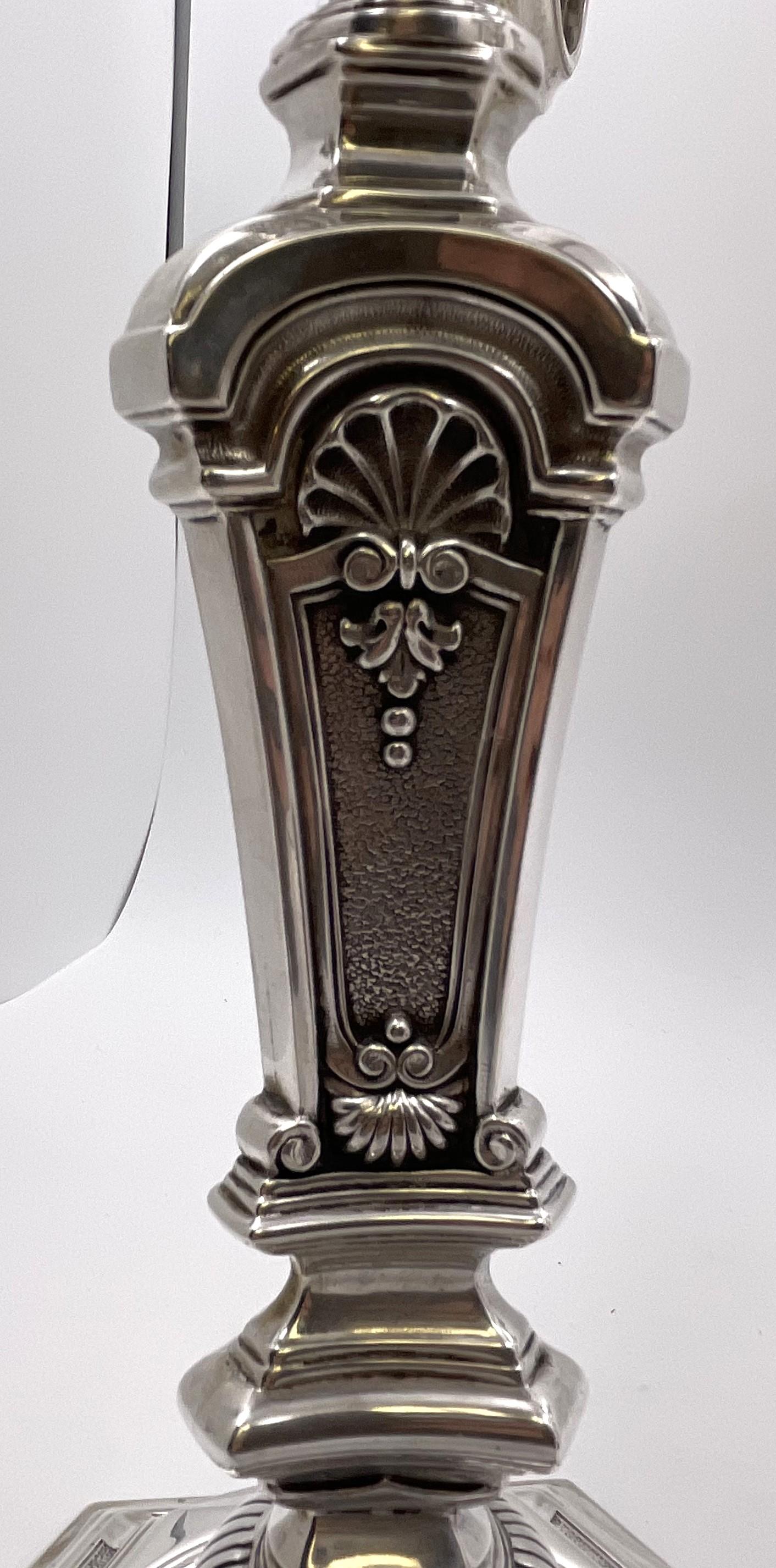 Coppia di candelabri europei continentali a 5 luci Fine XIX/inizio XX secolo. in vendita 3