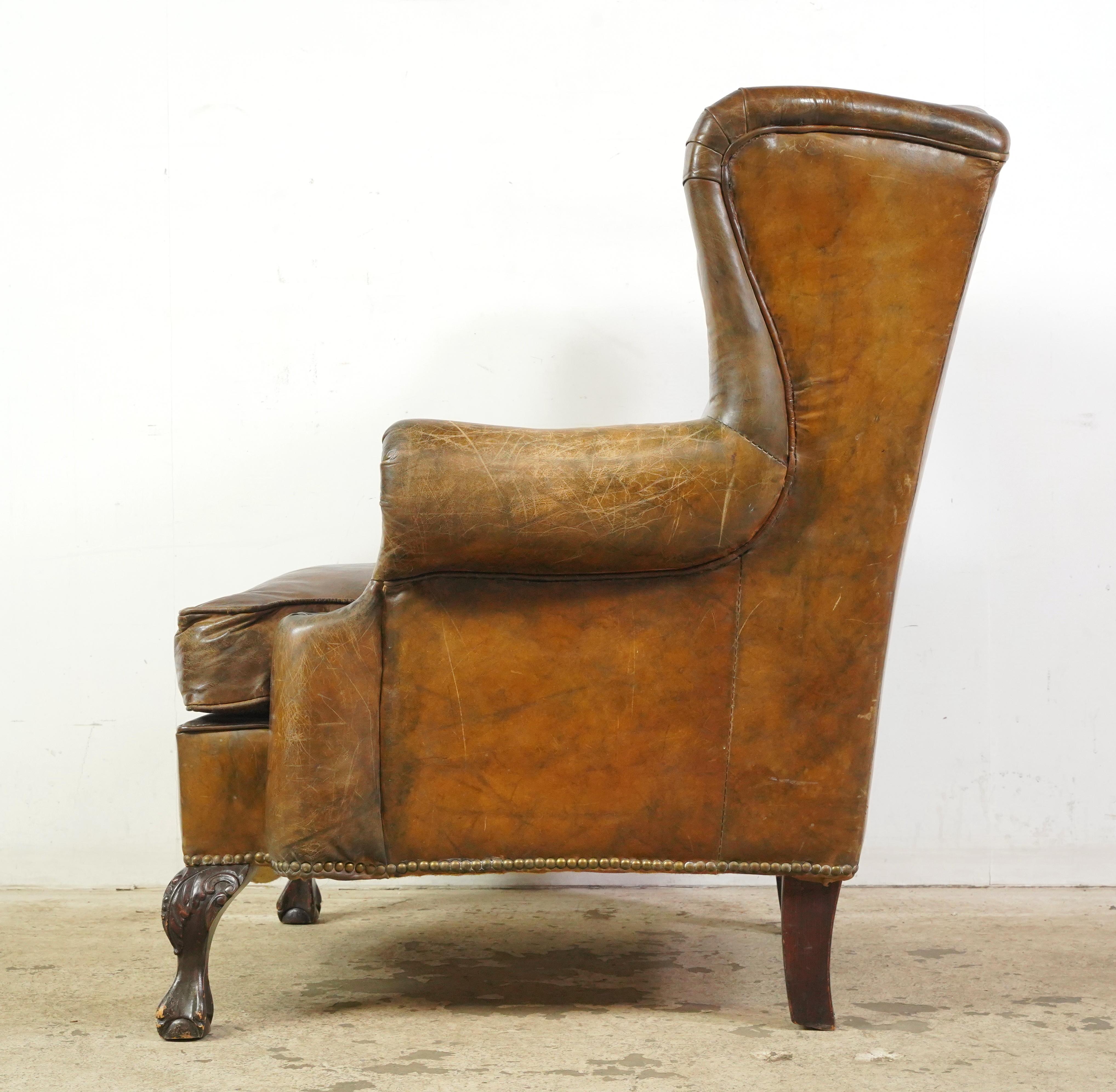 Pair of European Georgian Brown Leather Club Chairs For Sale 10