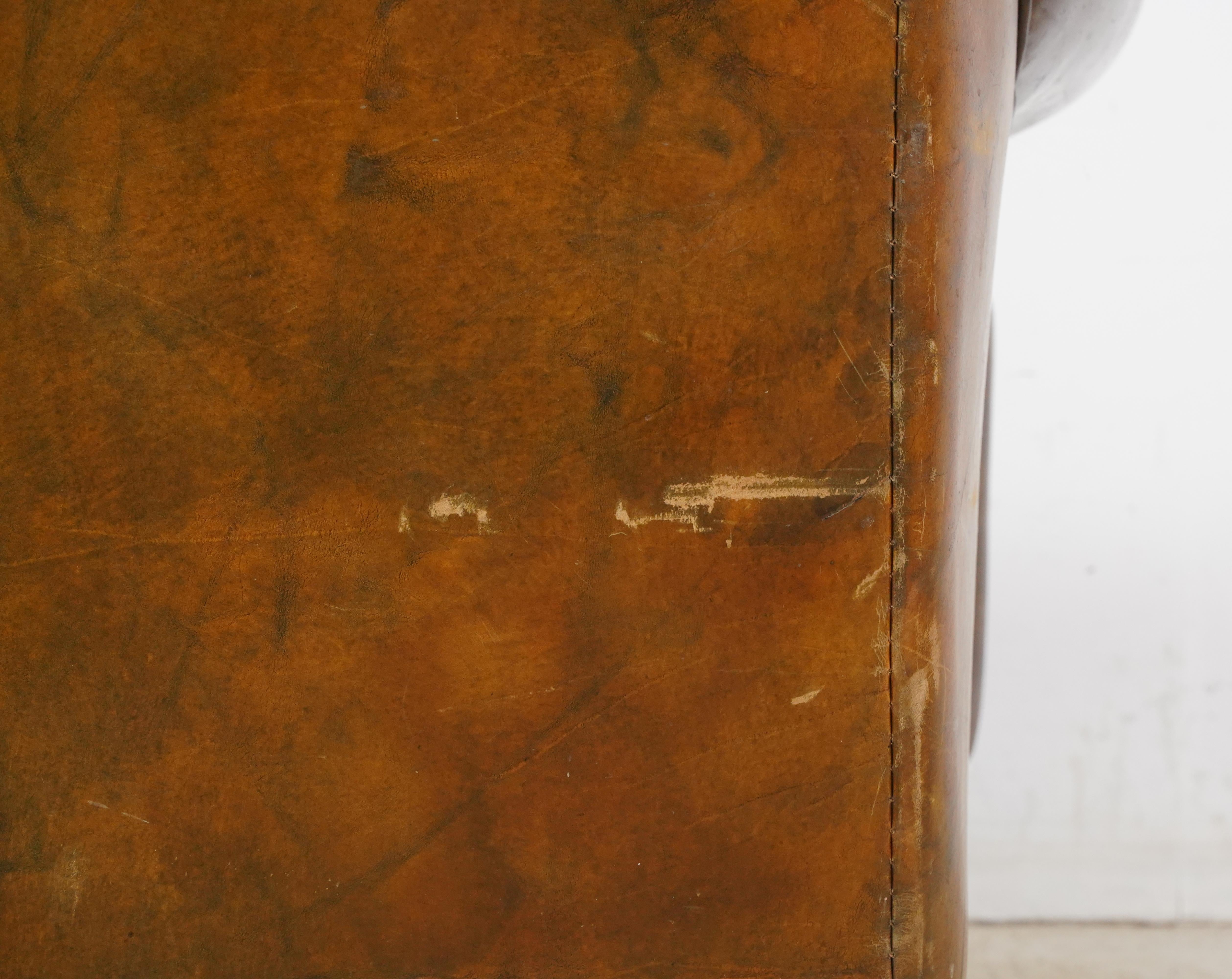 Pair of European Georgian Brown Leather Club Chairs For Sale 2