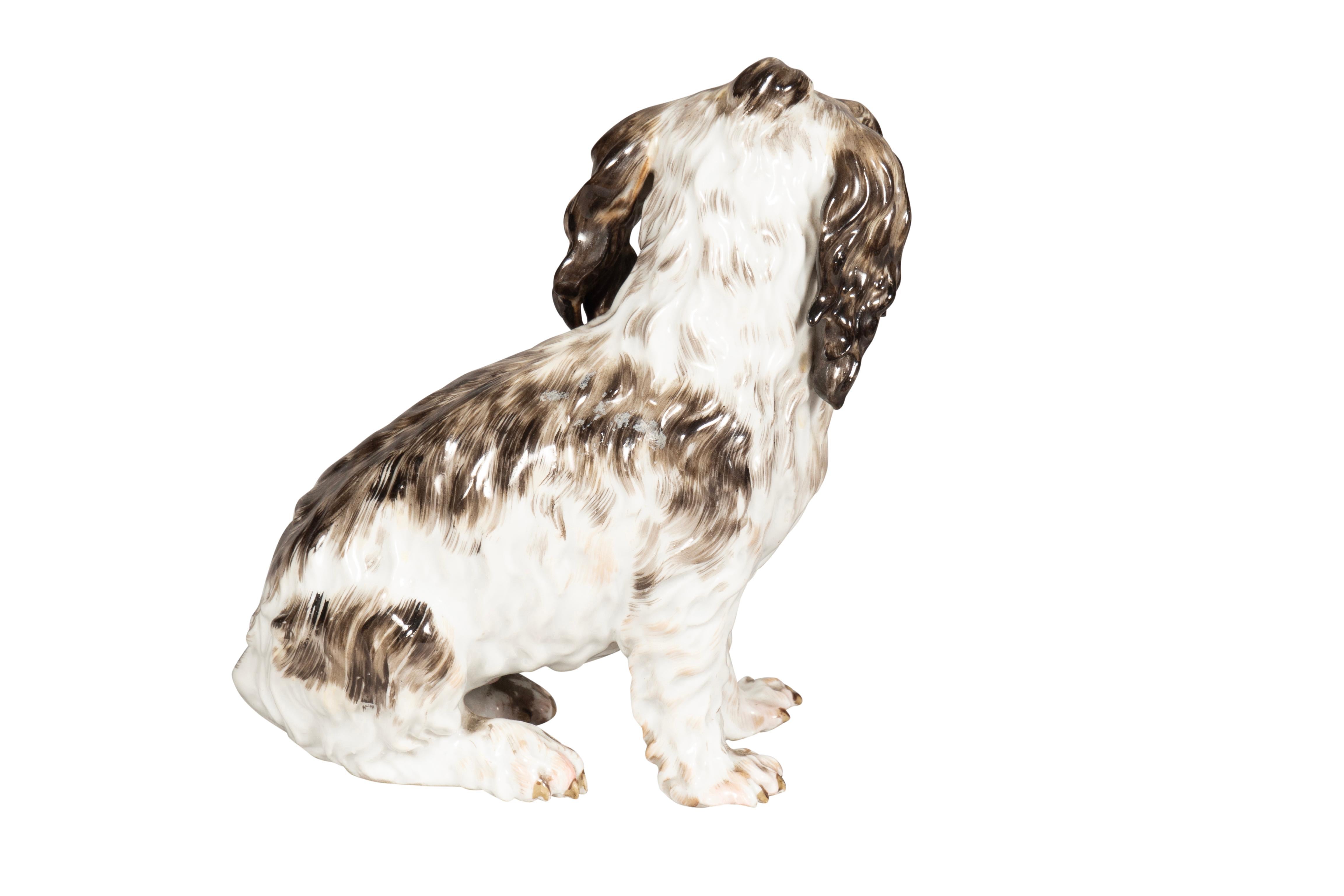 Pareja De Figuras De Porcelana Europea De Spaniels en venta 11