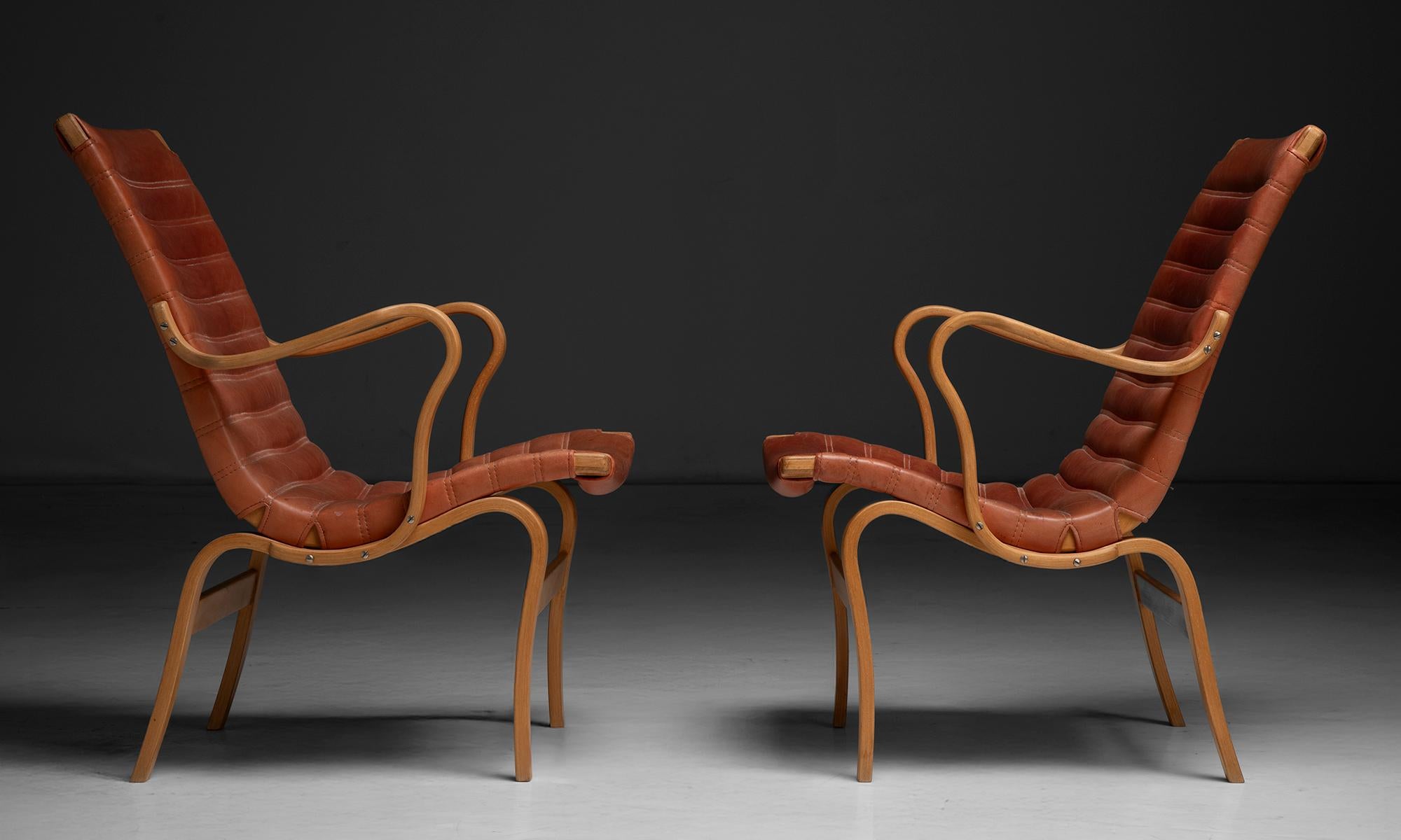 Leather Pair of Eva Chairs by Bruno Mathsson, Sweden circa 1970 For Sale