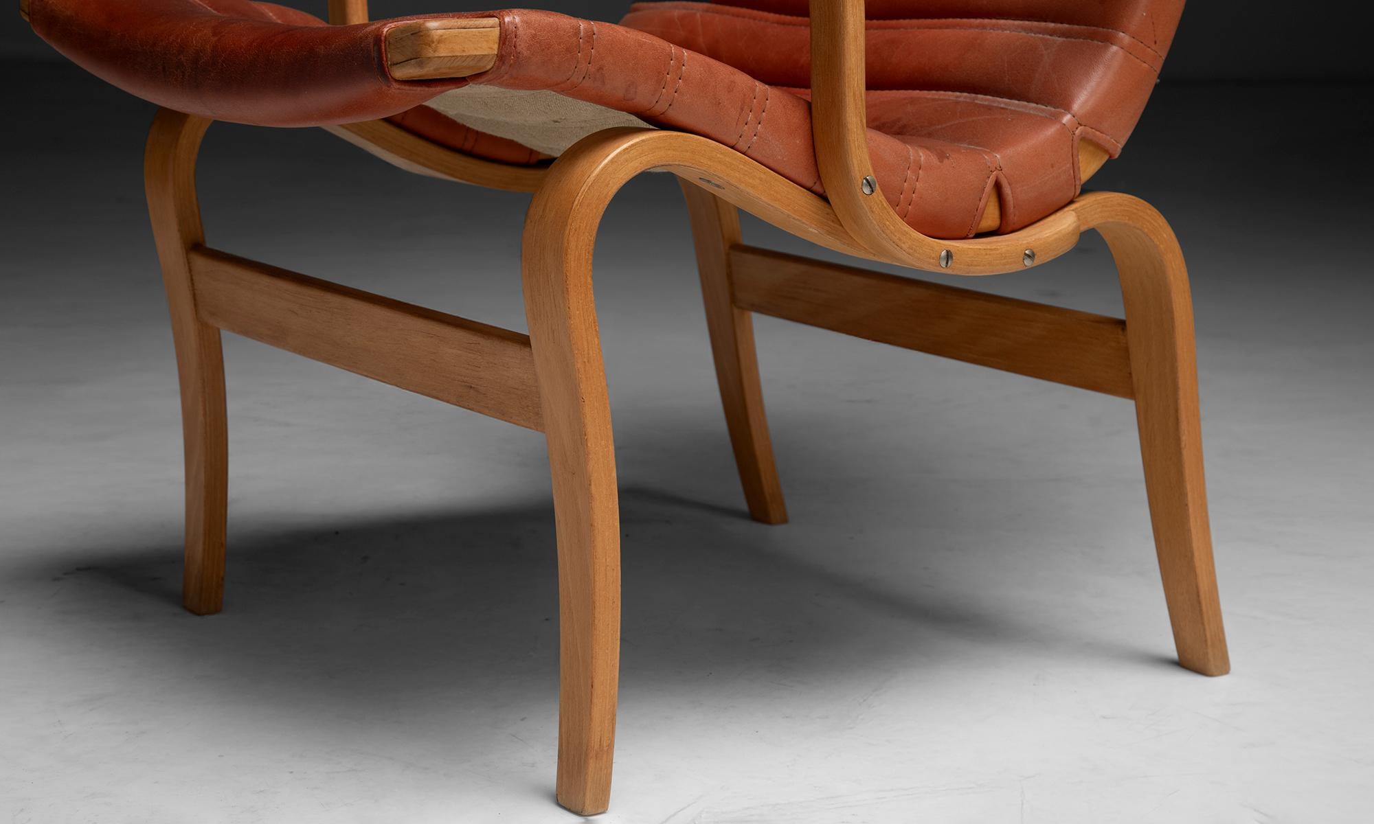 Pair of Eva Chairs by Bruno Mathsson, Sweden circa 1970 For Sale 2
