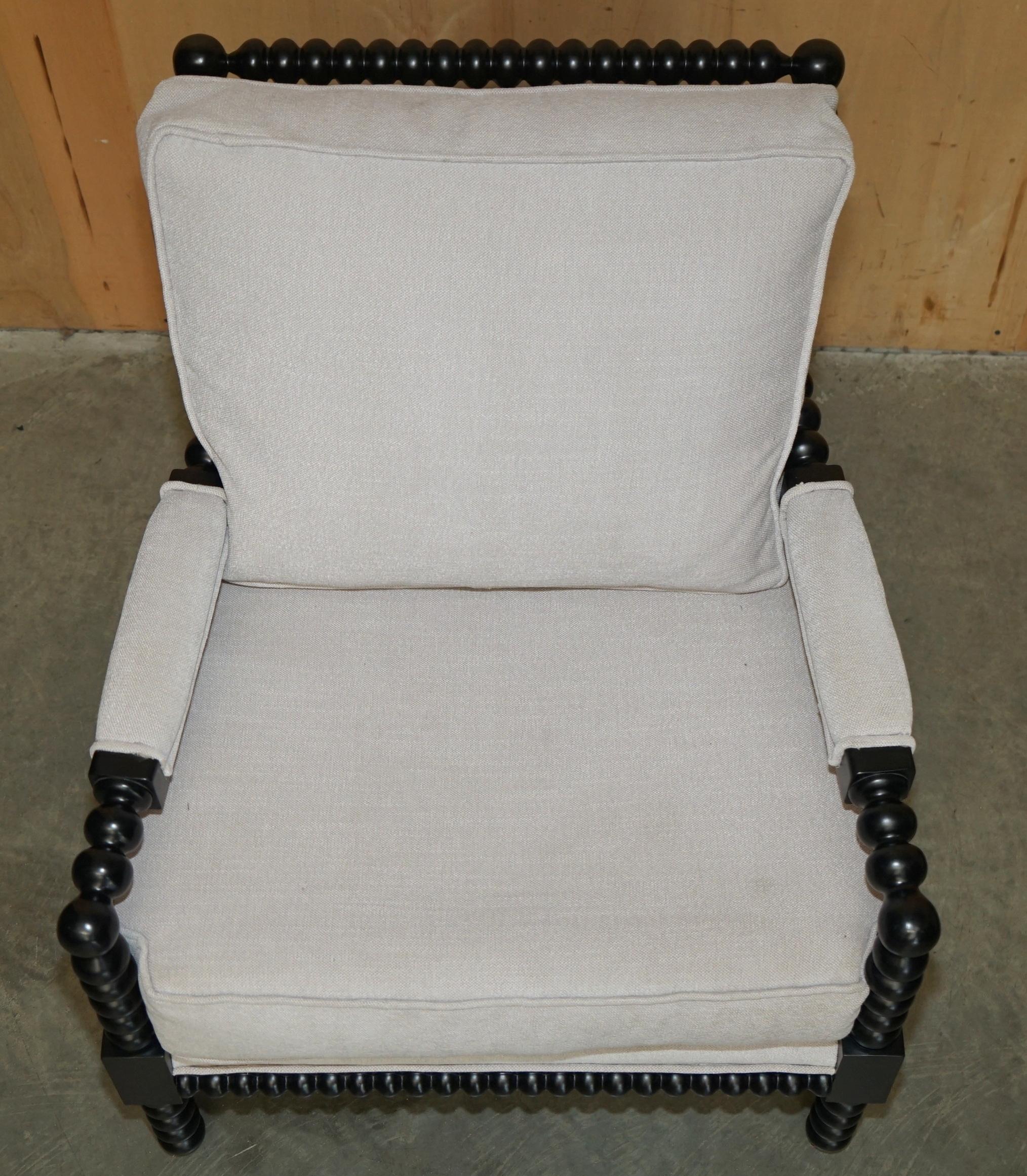 Pärchen von EX DISPLAY bequem geschnitzt BOBBIN FRAME VICTORIAN STYLE ARMCHAIRs (Englisch) im Angebot