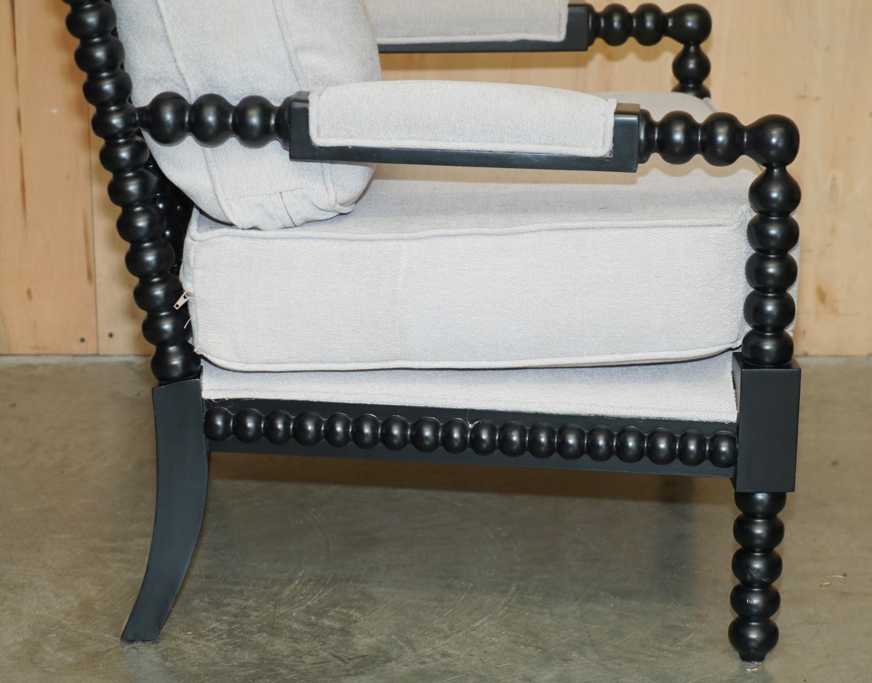 Pärchen von EX DISPLAY bequem geschnitzt BOBBIN FRAME VICTORIAN STYLE ARMCHAIRs im Angebot 1