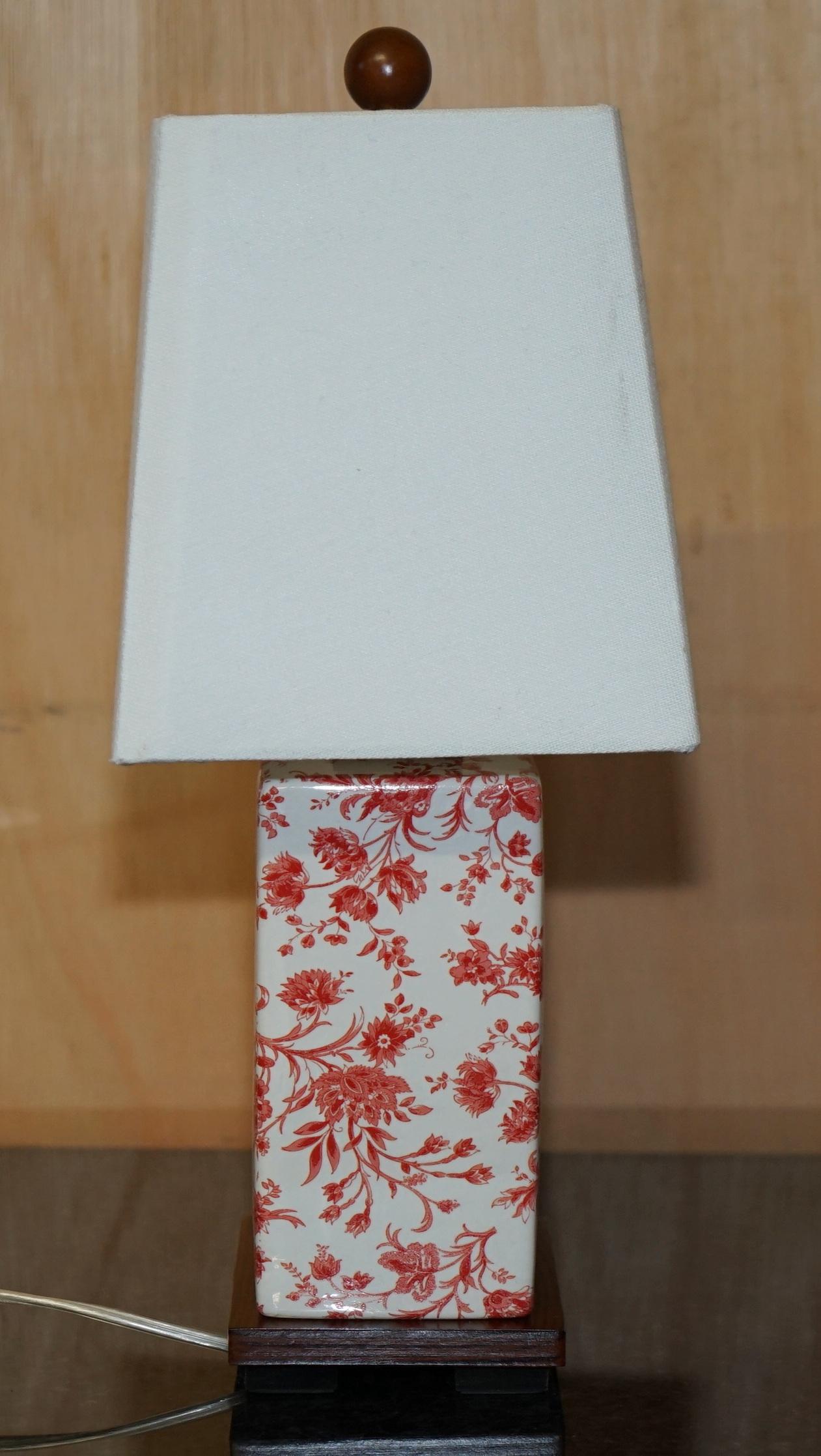 PAIR OF EX-DISPLAY RALPH LAUREN CHiNESE PORCELAIN TABLE LAMPS WITH LAUREN PLAQUE 8