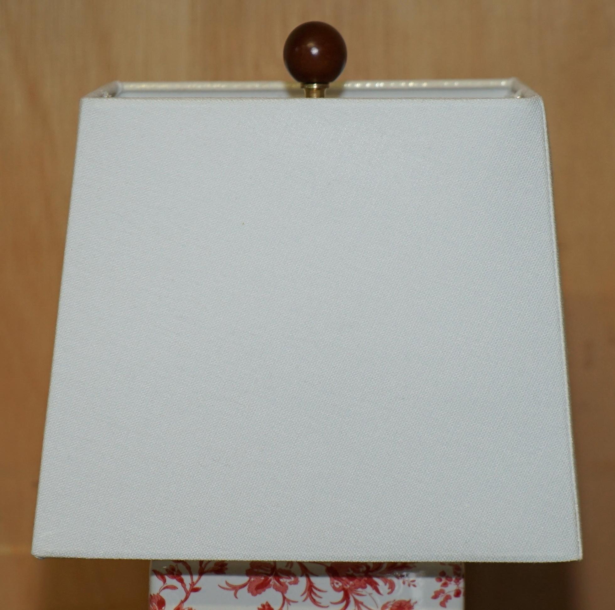 Porcelain PAIR OF EX-DISPLAY RALPH LAUREN CHiNESE PORCELAIN TABLE LAMPS WITH LAUREN PLAQUE