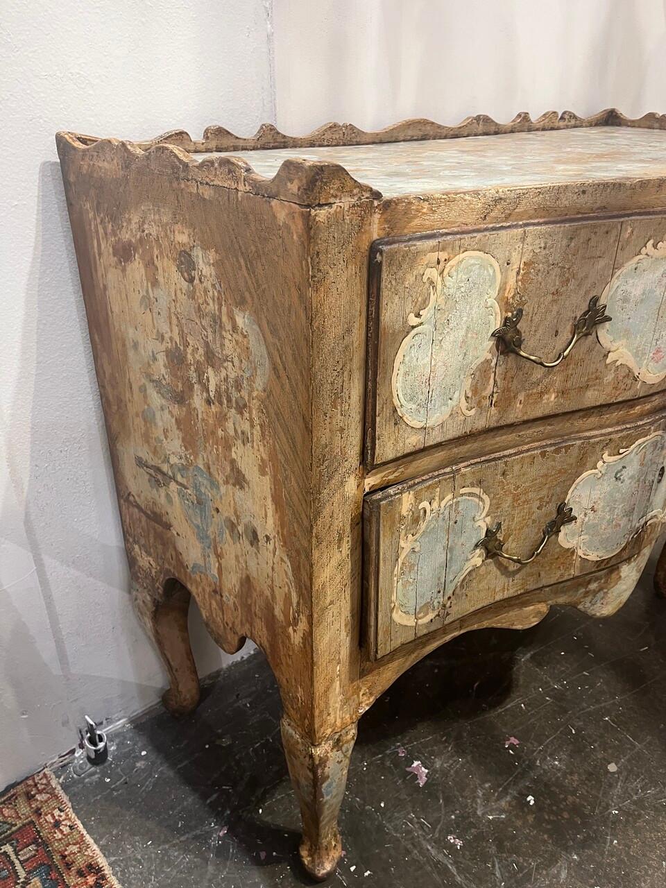 Pair of Exceptional 18th Century Italian Painted Commodes For Sale 6