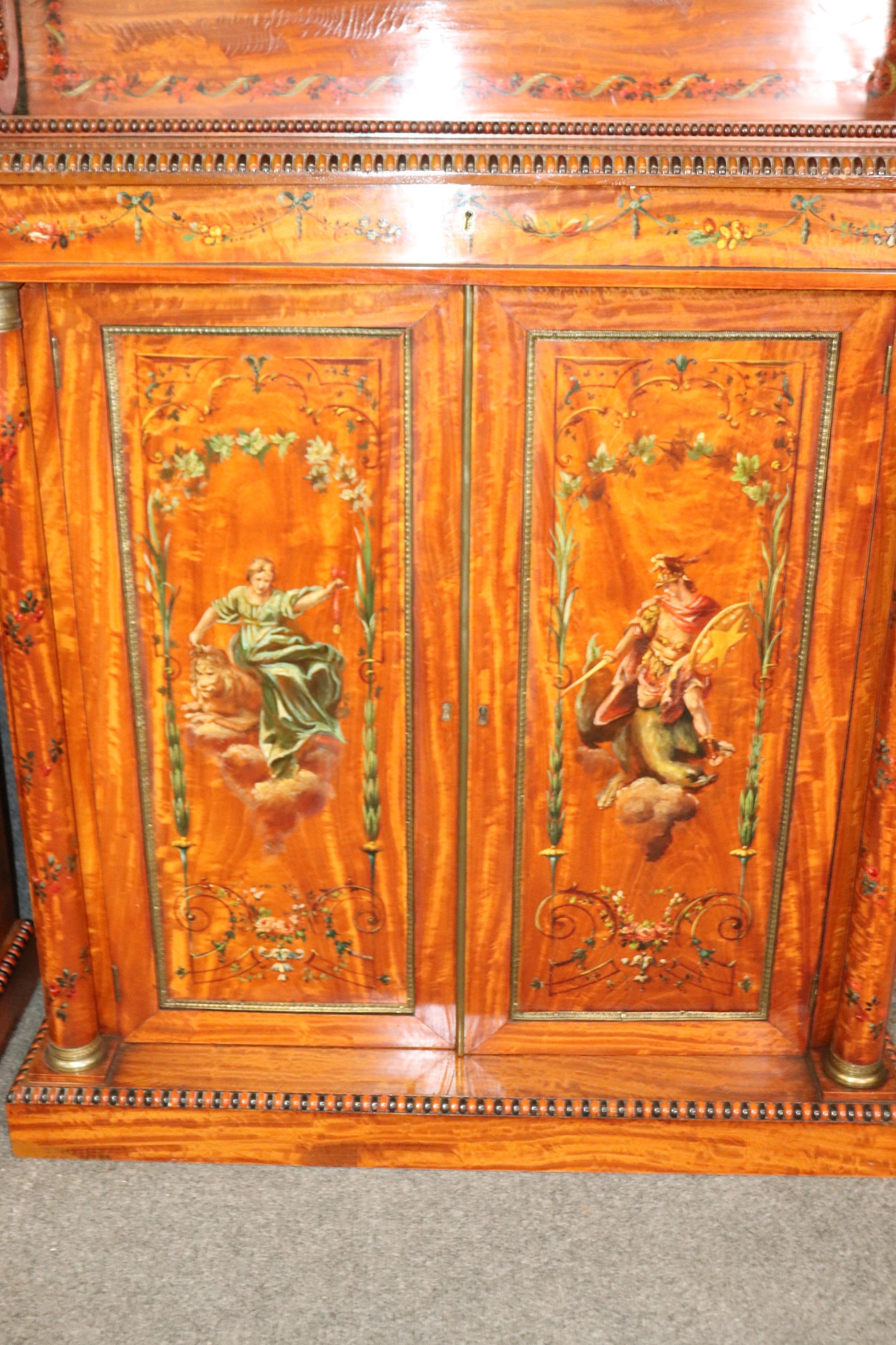 Paire d'exceptionnelles armoires latérales anglaises en bois de citronnier décorées de peinture Adams  en vente 3