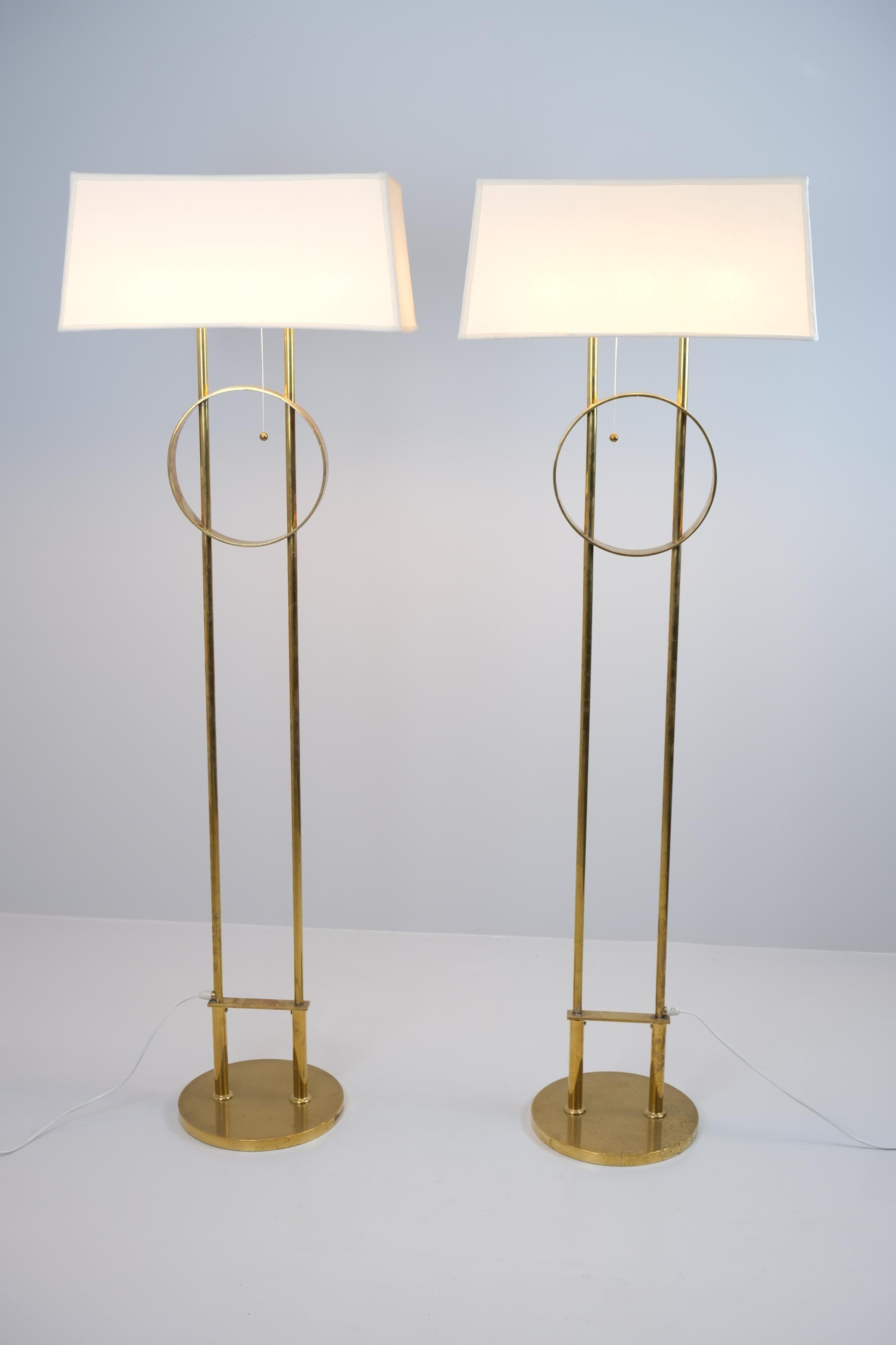 Scandinavian Modern Pair Of Exceptional Commissioned HOK Floor Lamps by Paavo Tynell, Taito 1940s For Sale
