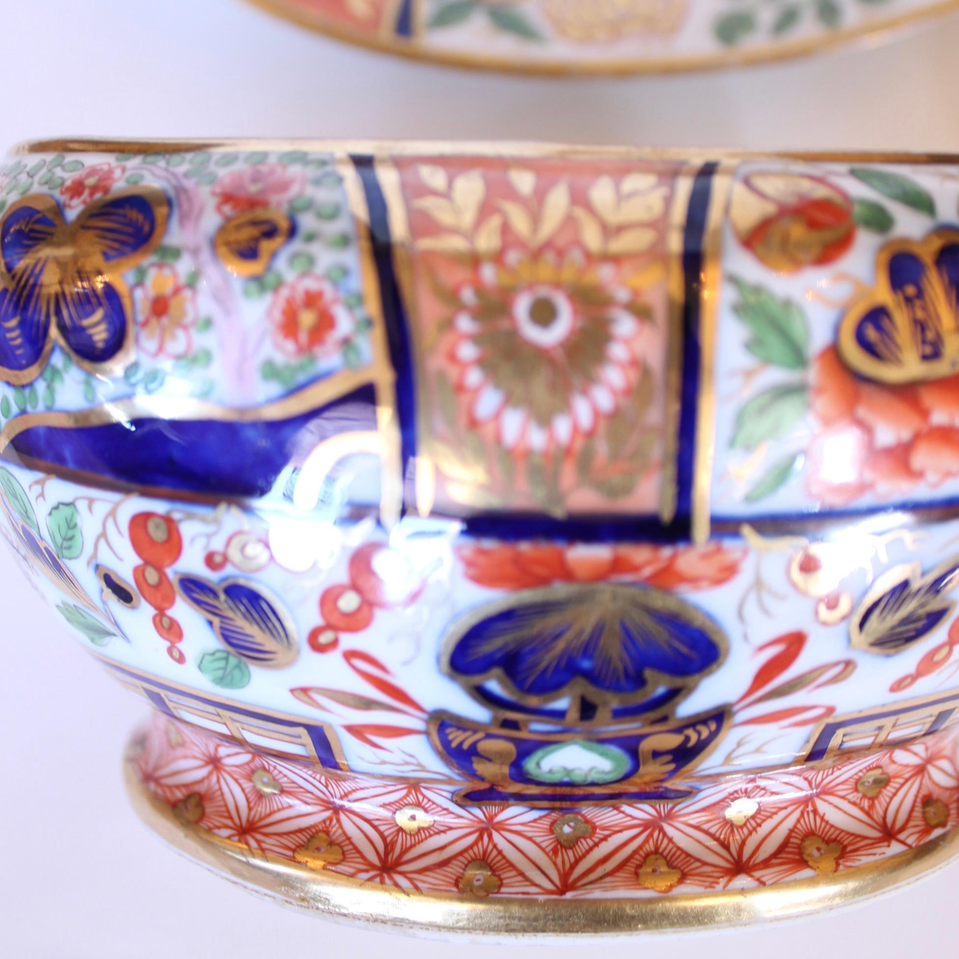 Pair of Exceptional Early English Gilt Imari Sauce Tureens For Sale 5