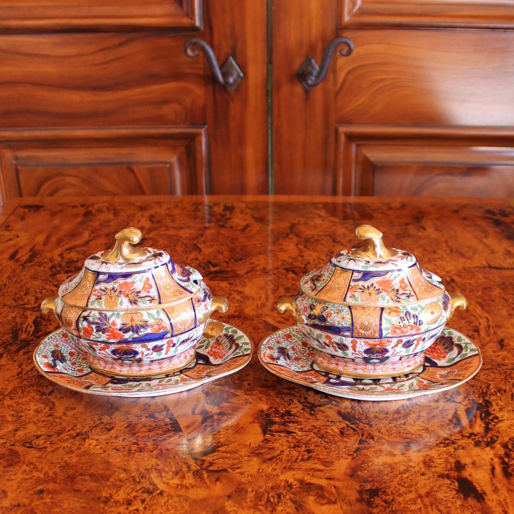 Pair of Exceptional Early English Gilt Imari Sauce Tureens For Sale 9