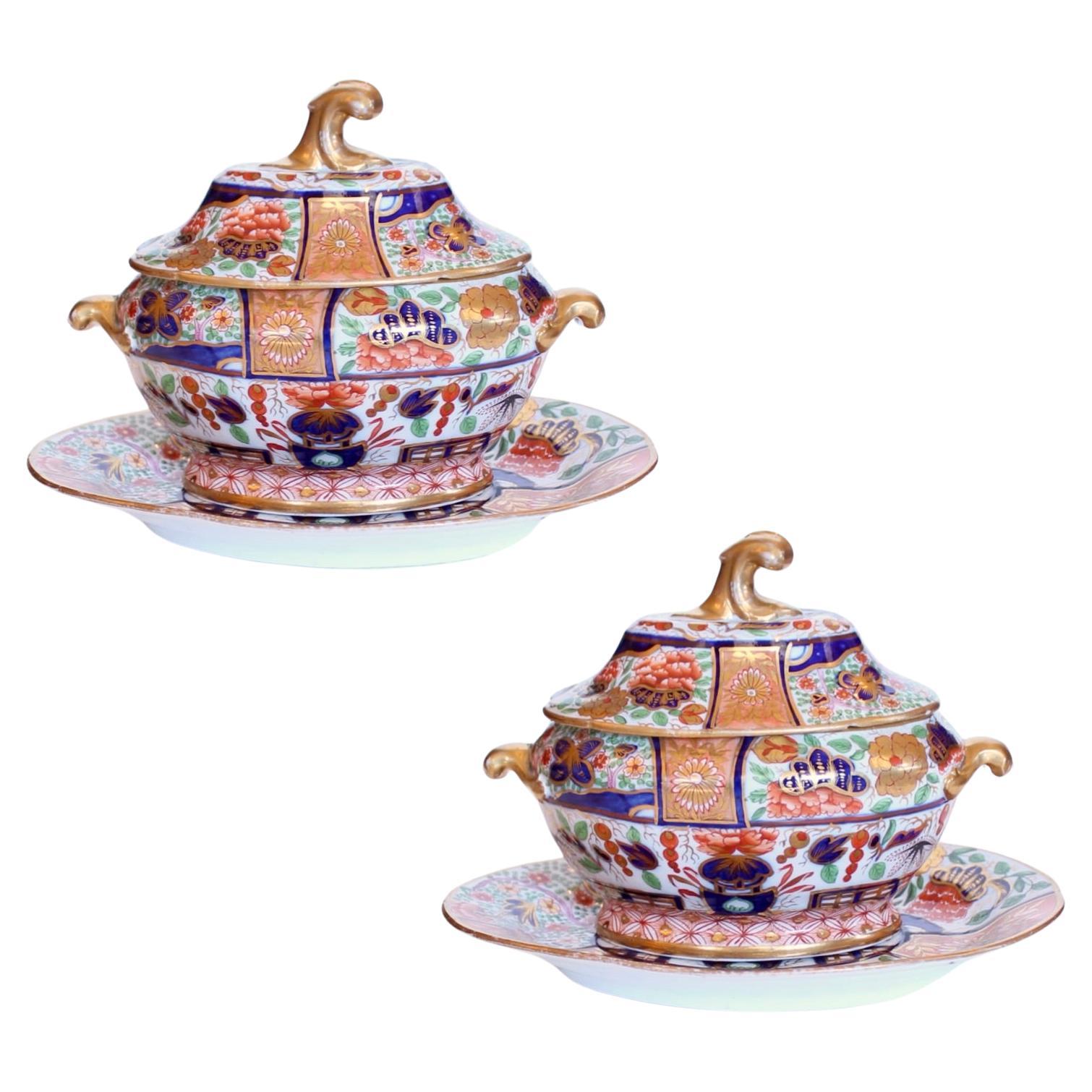 Pair of Exceptional Early English Gilt Imari Sauce Tureens For Sale