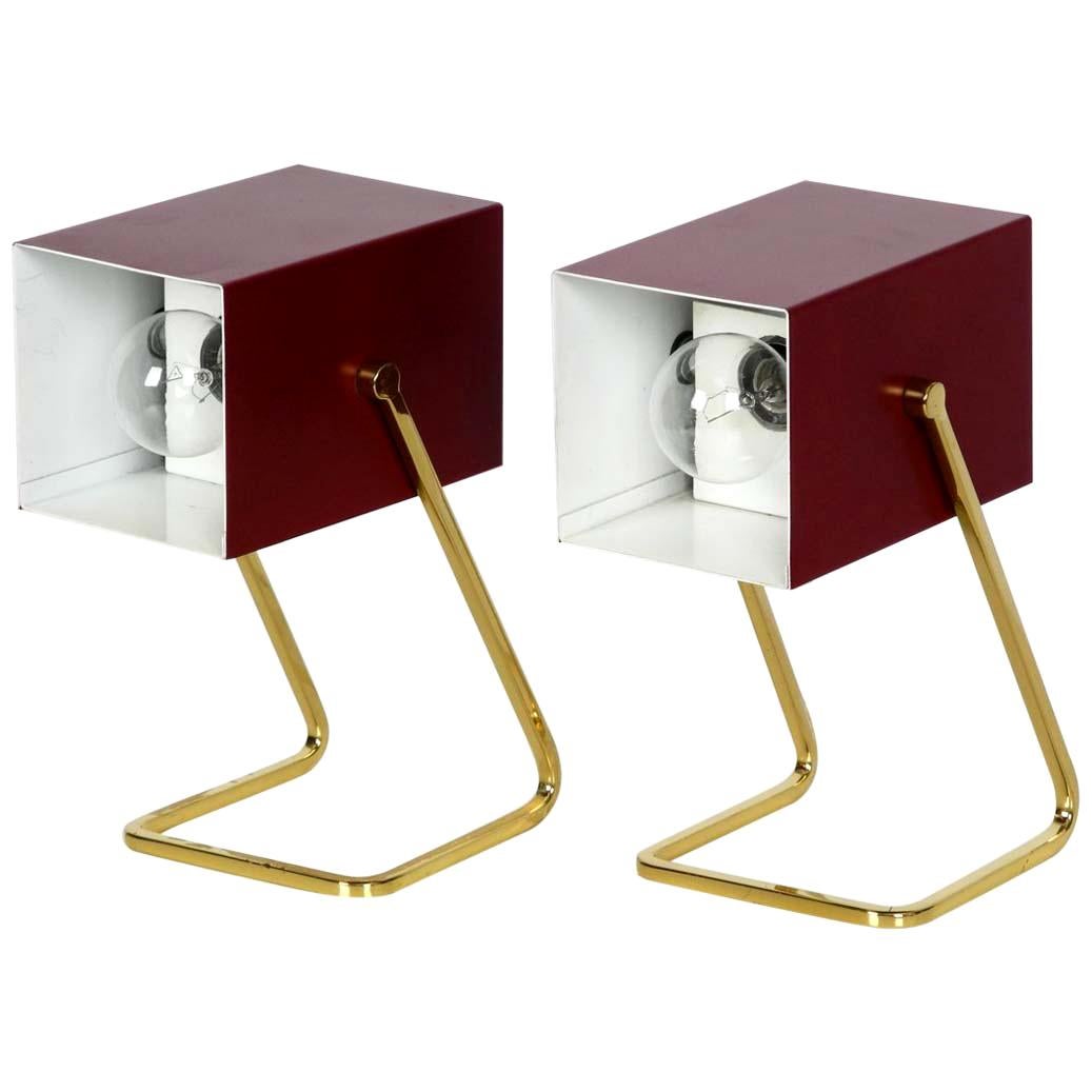 Pair of Exceptional Kaiser Mid-Century Modern Bedside Lamps with Brass Feet