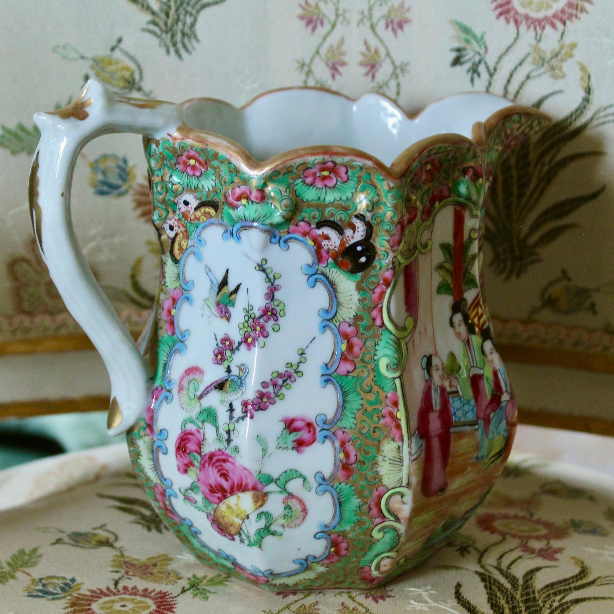 19th Century Pair of Exceptional Rose Medallion Porcelain Jugs For Sale