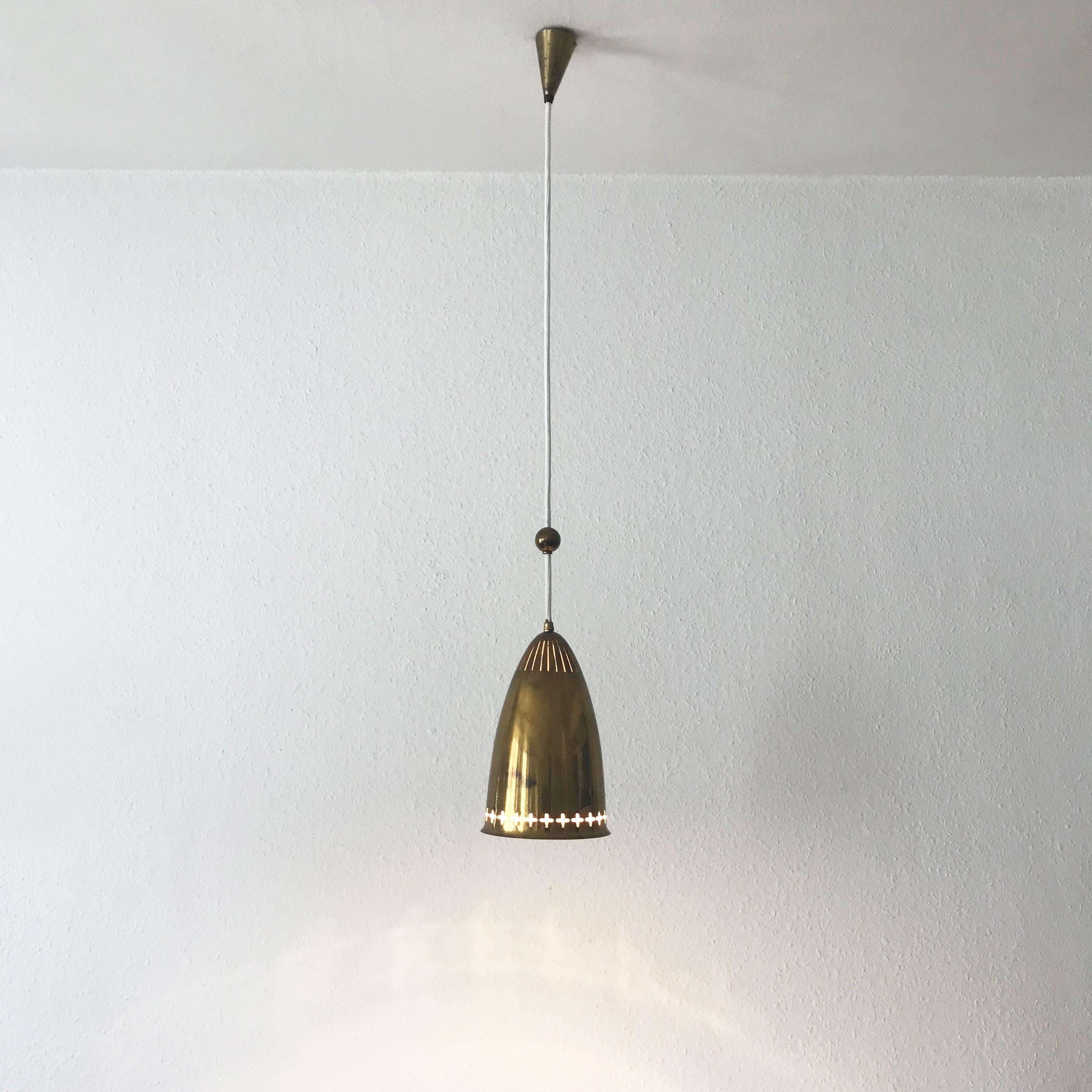 Pair of Exceptional Scandinavian Pendant Lamps by Hans Bergström Attributed In Good Condition For Sale In Munich, DE