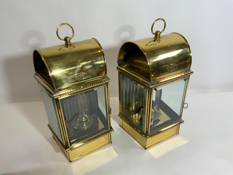 Pair of Exceptional Yacht Cabin Lanterns by Davey & Co. In Good Condition For Sale In Norwell, MA