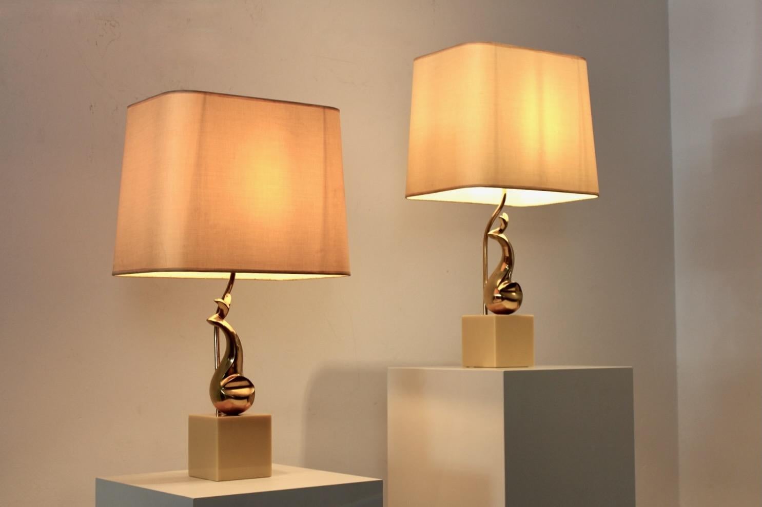 Mid-Century Modern Pair of Exclusive Philippe-Jean Brass Art Sculpture Table Lamps, Signed For Sale