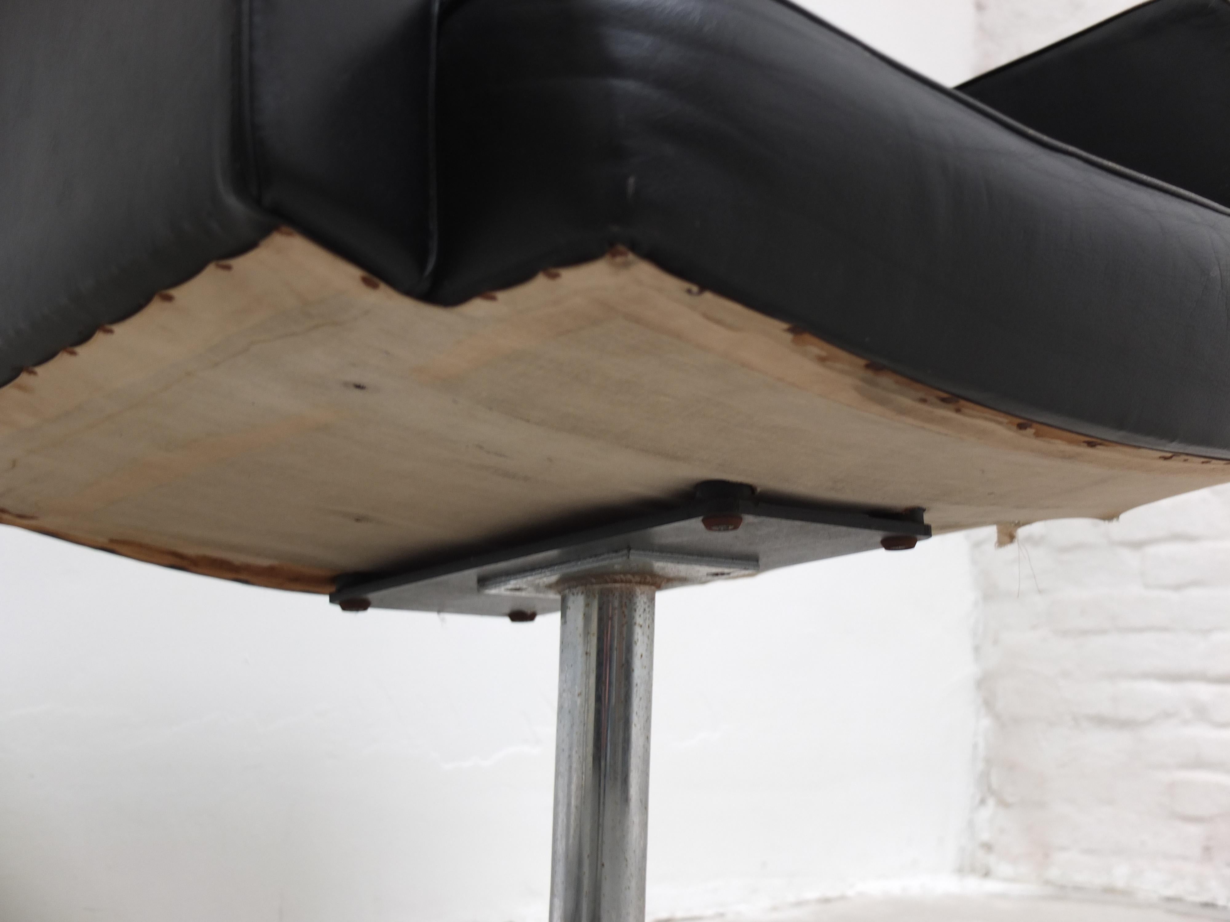 Paire de chaises longues pivotantes de Vincent Cafiero pour Knoll, années 1960 en vente 9