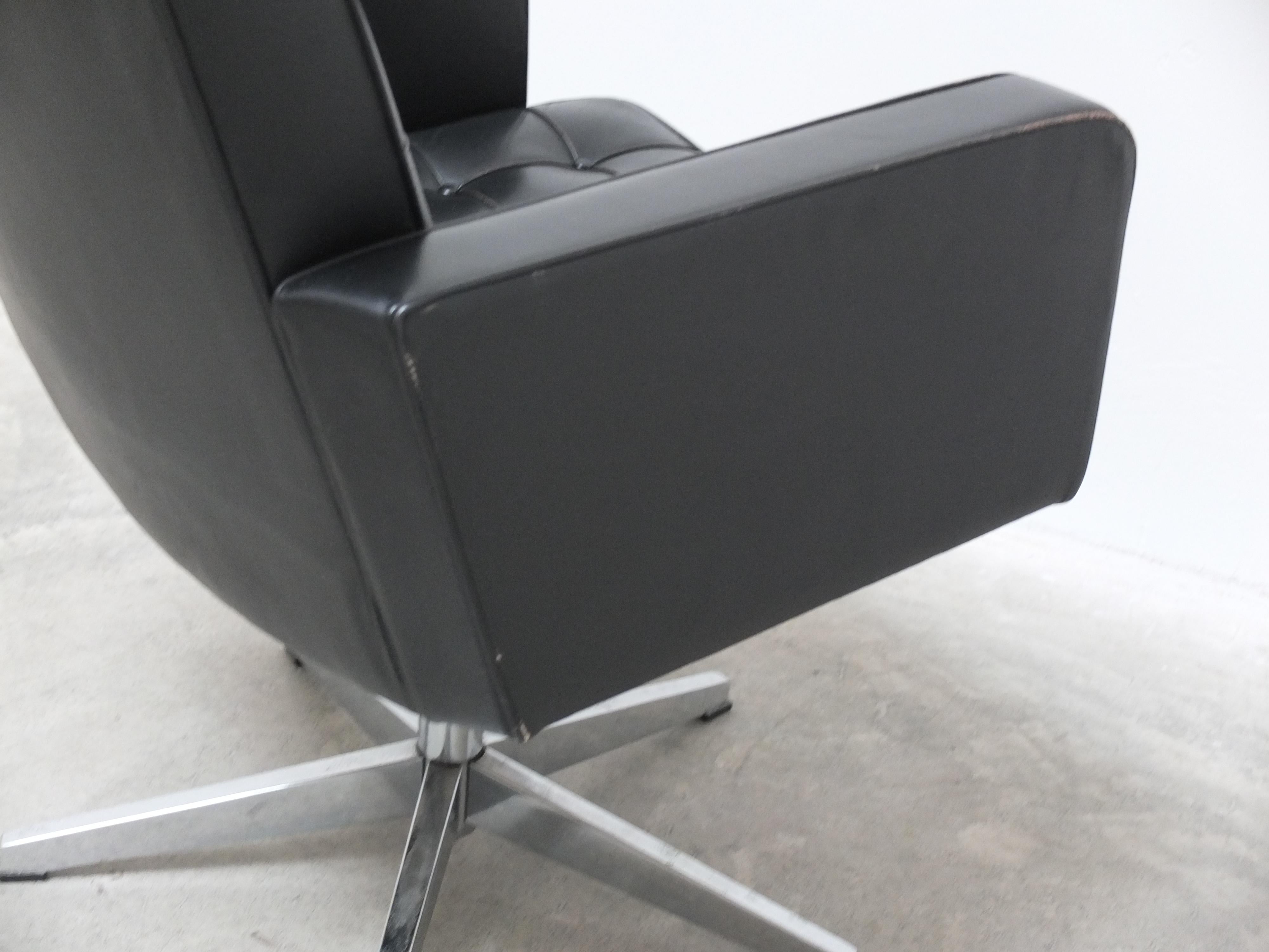 Paire de chaises longues pivotantes de Vincent Cafiero pour Knoll, années 1960 en vente 13