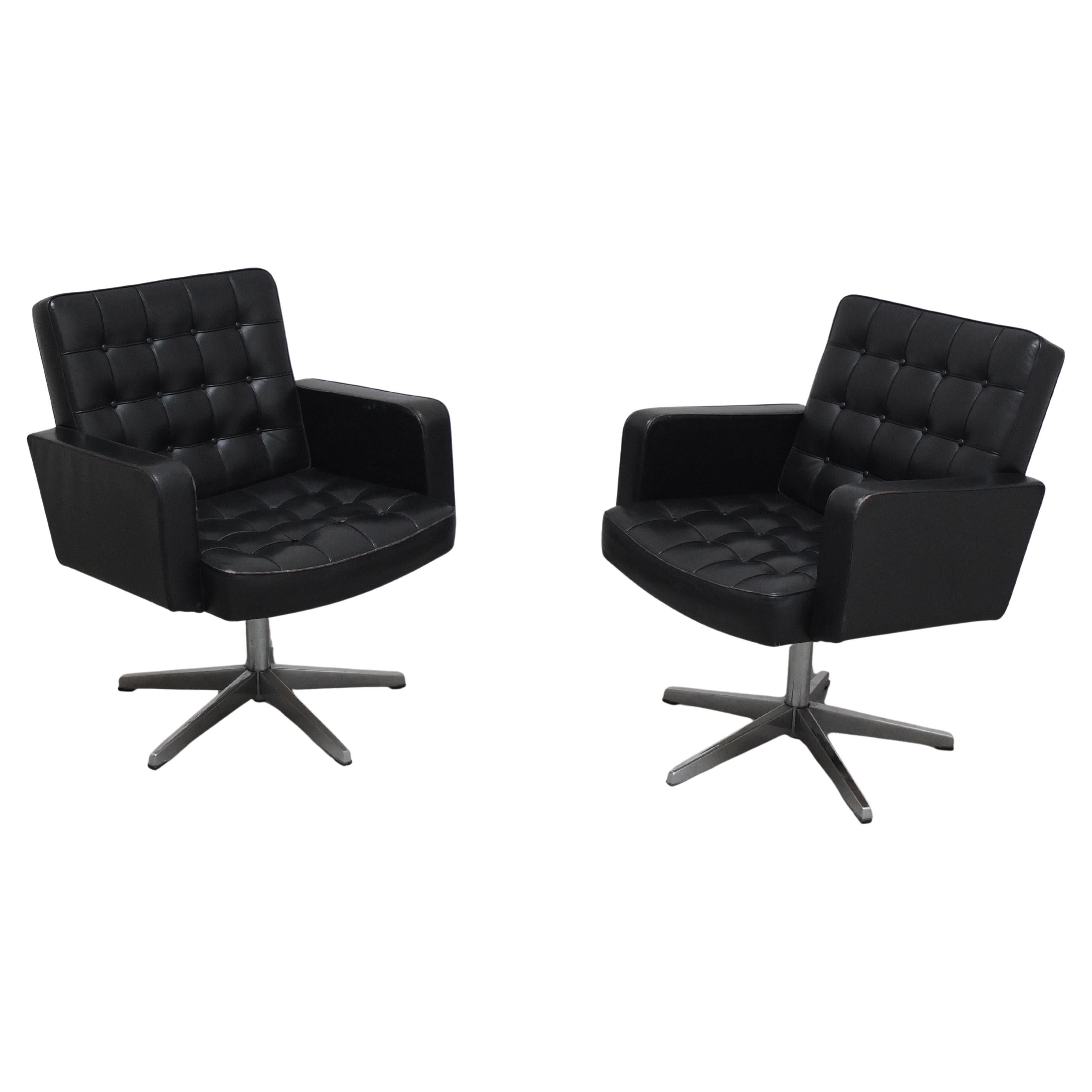 Pareja de sillones giratorios ejecutivos de Vincent Cafiero para Knoll, años 60