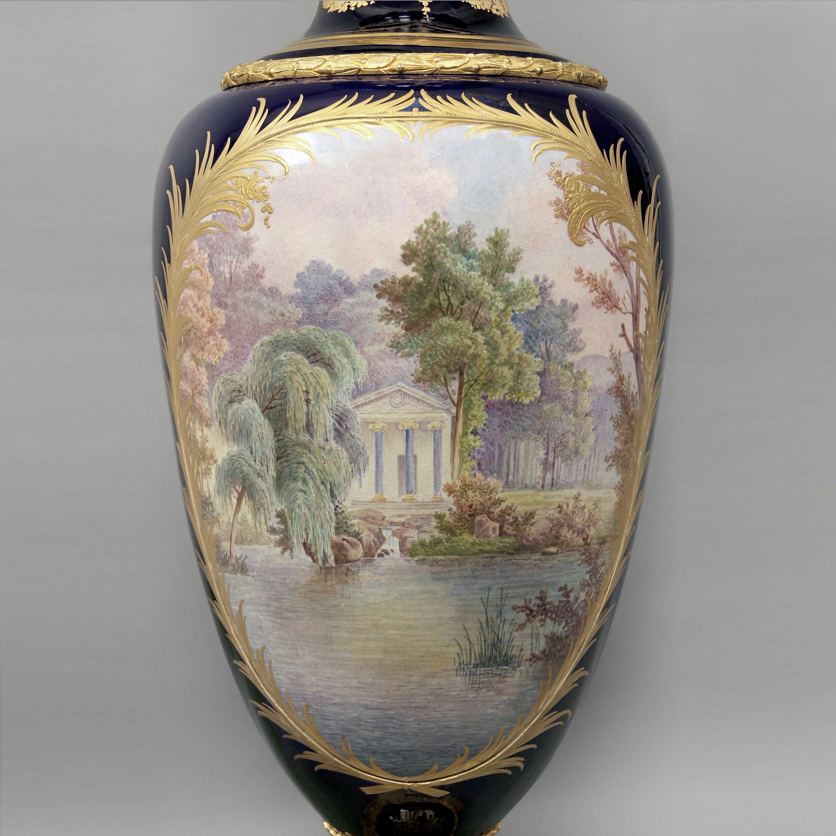 Pair of Exhibition Quality Sèvres-Style Porcelain Vases For Sale 2