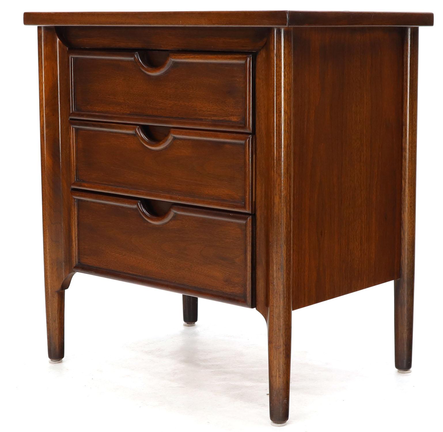 Walnut Pair of Exposed Sculptural Legs Three Drawers Nightstands End Tables Stands For Sale